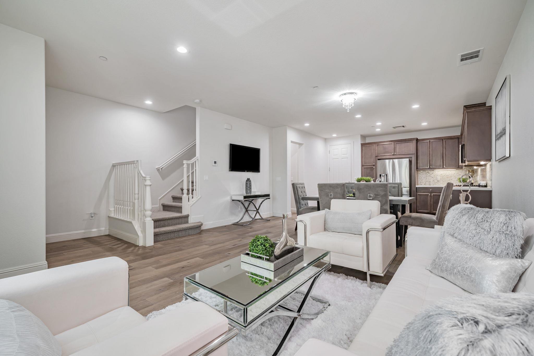 Photo #5: 41119911 Listing: Photo #5