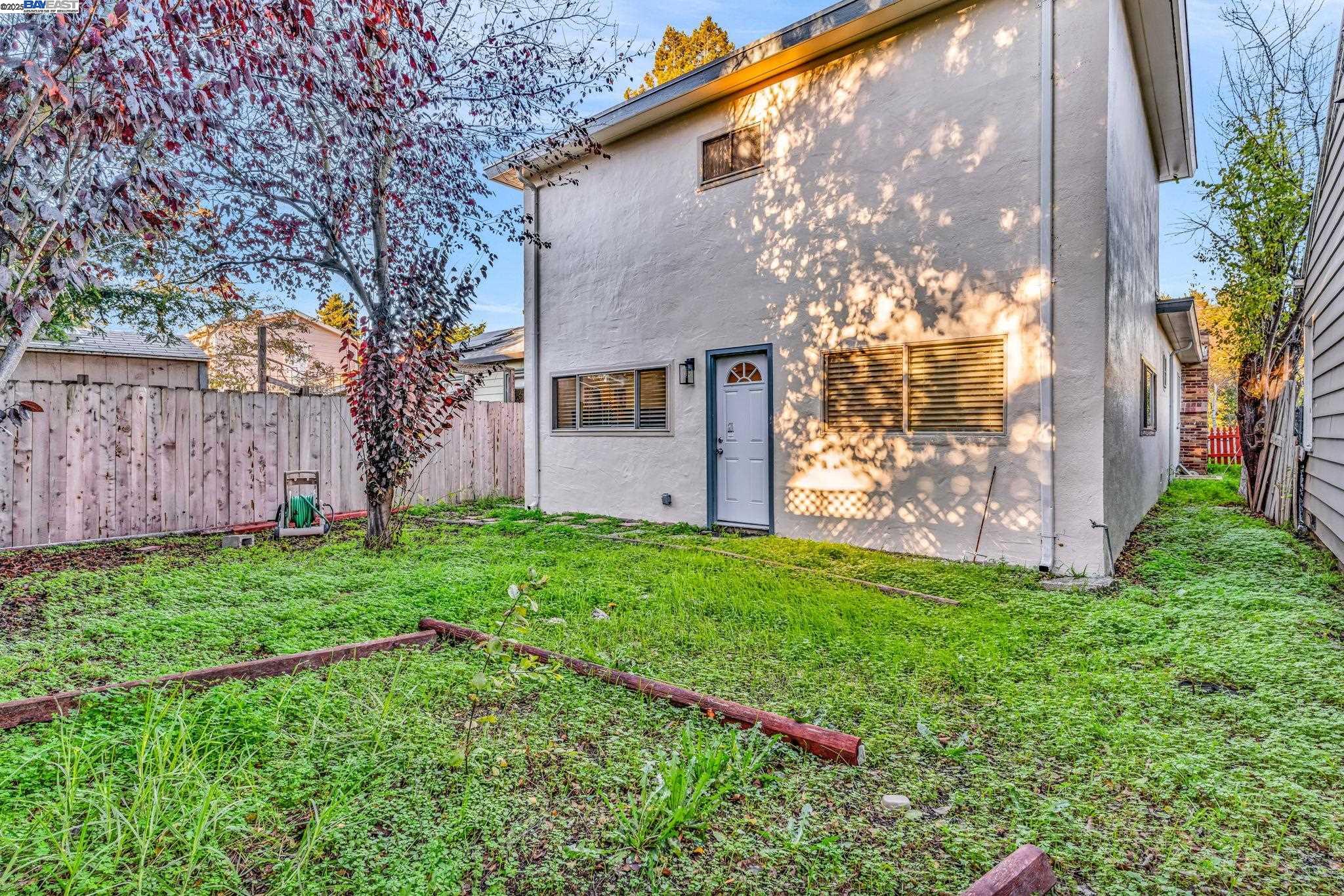 Detail Gallery Image 17 of 17 For 6178 Bernhard Ave, Richmond,  CA 94805 - 4 Beds | 2 Baths