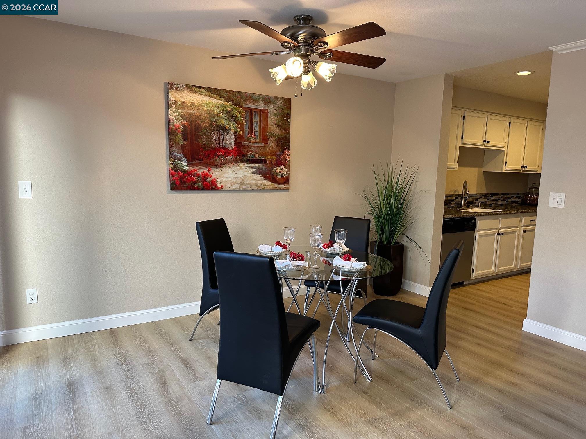 Photo #3: 41119928 Listing: Photo #3