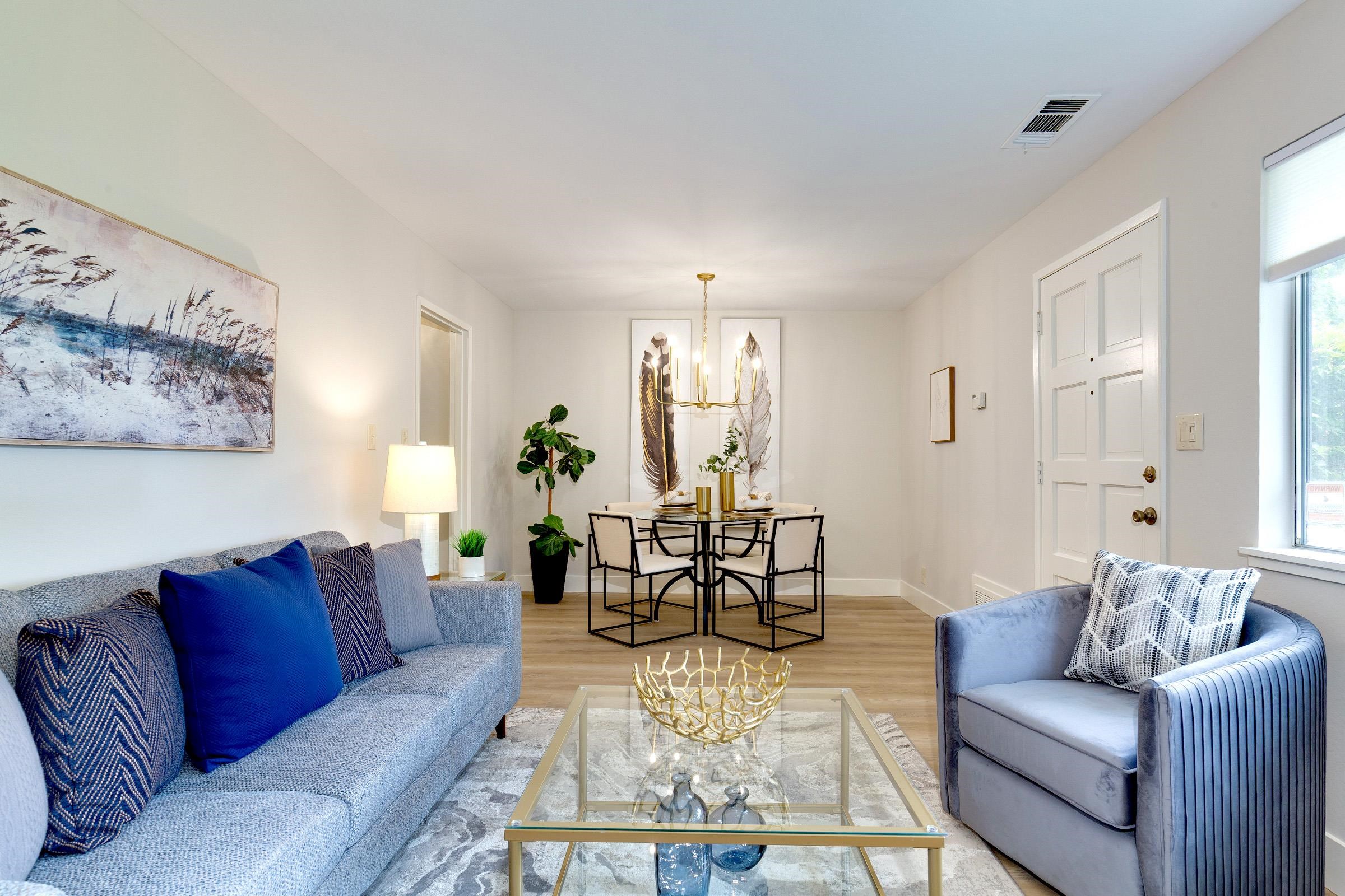 Photo #4: 41119930 Listing: Photo #4