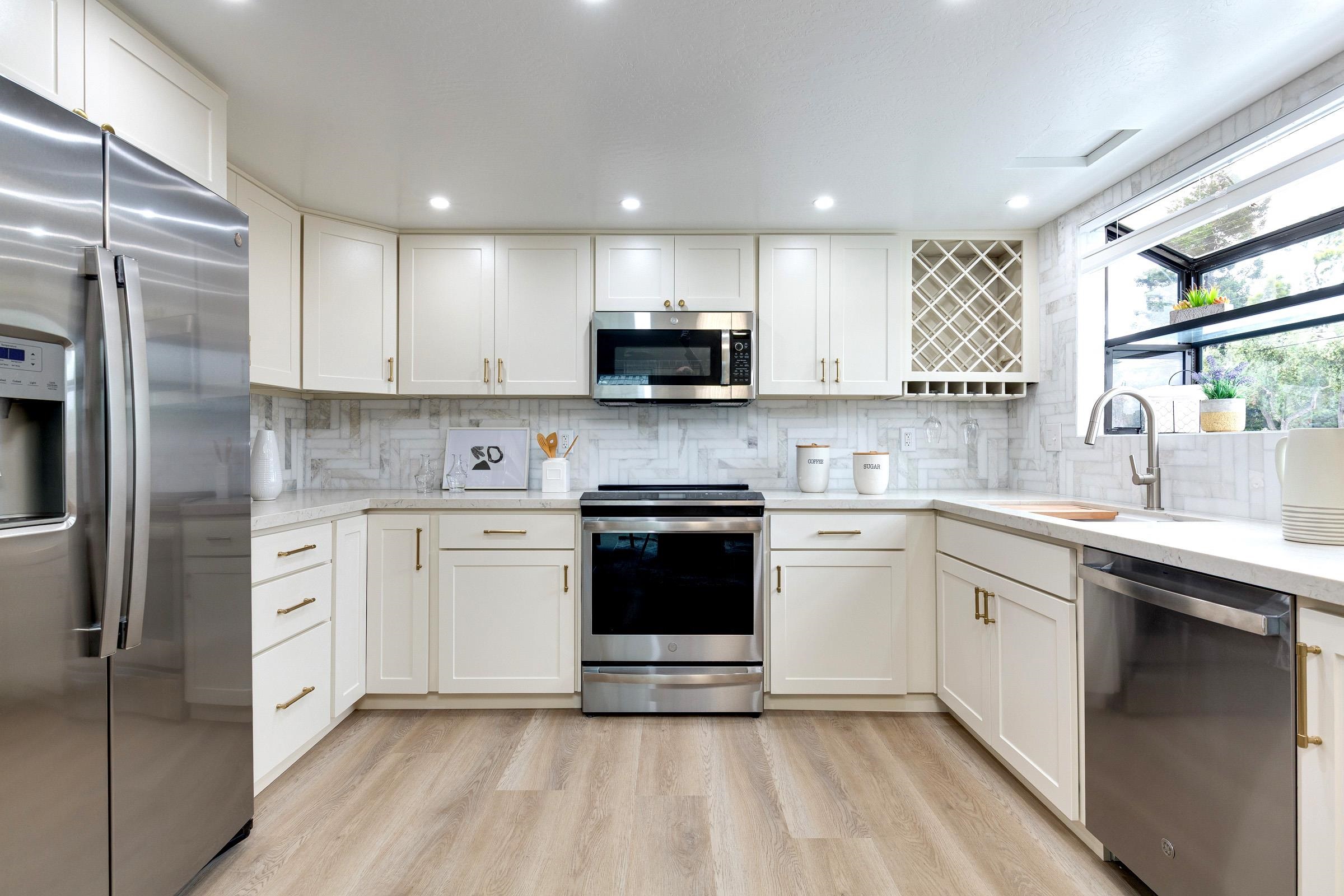 Photo #6: 41119930 Listing: Photo #6