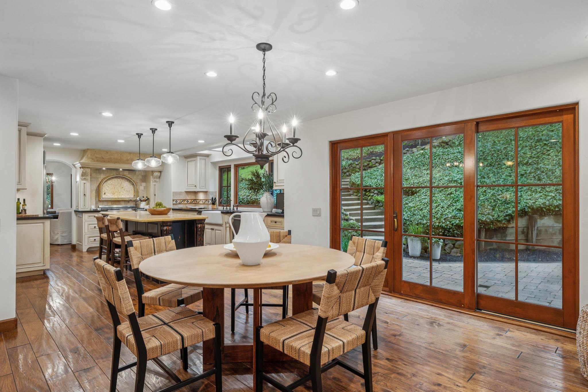 Detail Gallery Image 15 of 55 For 1324a Martino Road, Lafayette,  CA 94549-2531 - 5 Beds | 3/1 Baths