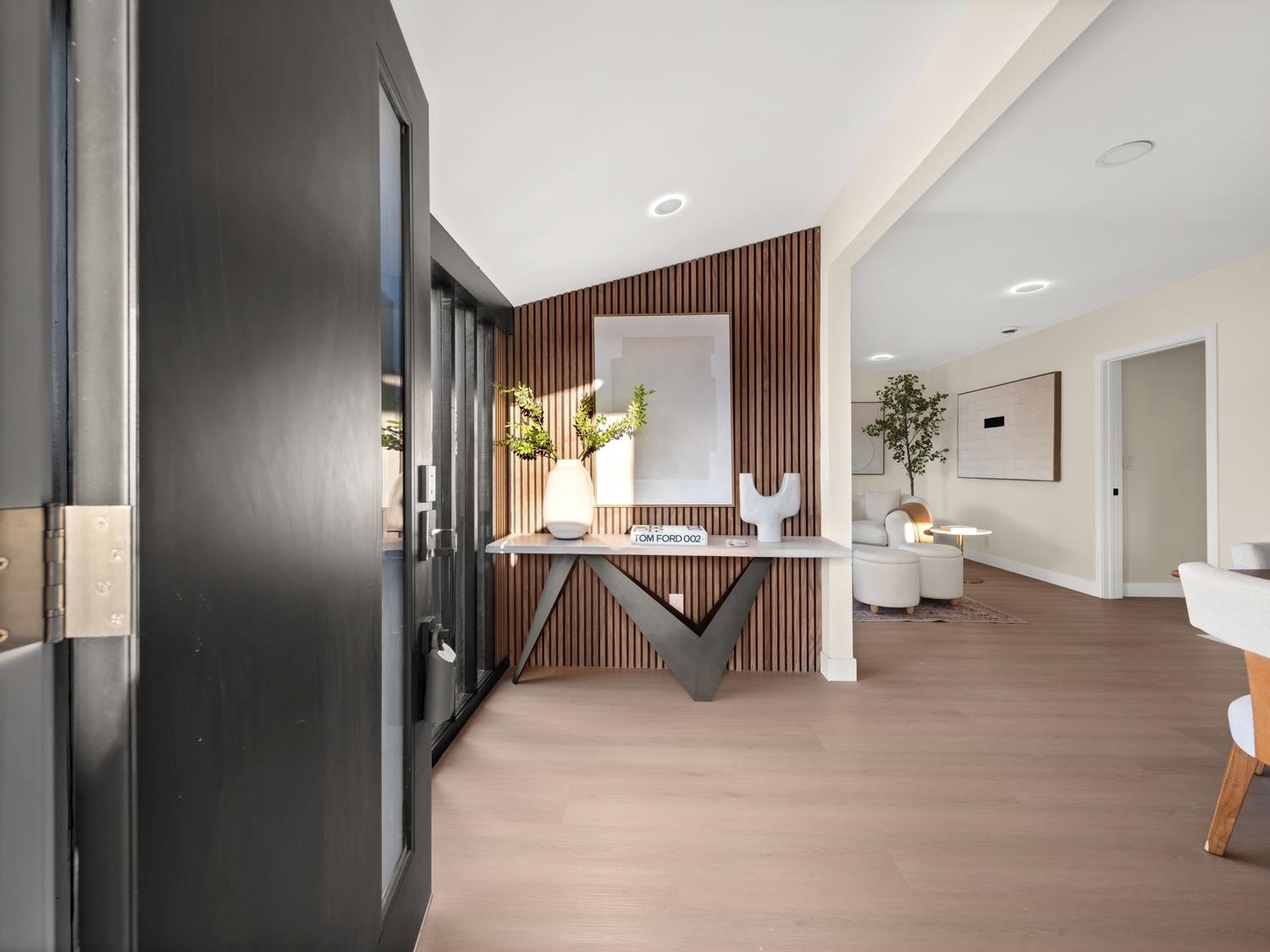 Detail Gallery Image 3 of 25 For 1607 Ward St, Hayward,  CA 94541 - 4 Beds | 3 Baths