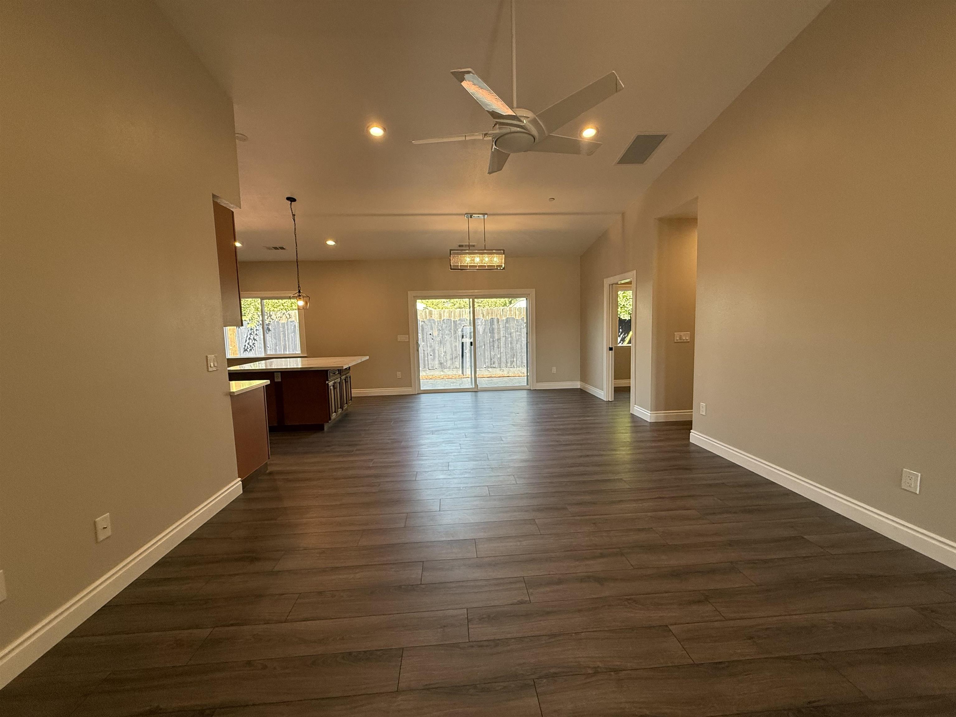 Detail Gallery Image 13 of 27 For 130 Mcgregor St, Merced,  CA 95341 - 4 Beds | 2/1 Baths