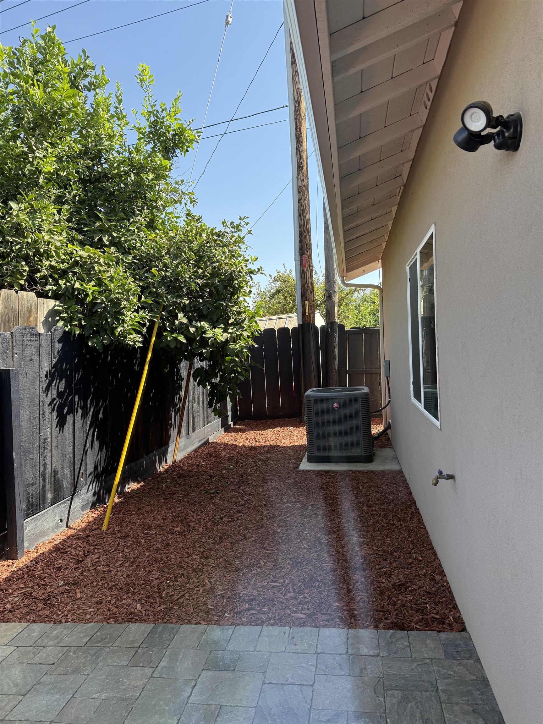 Detail Gallery Image 14 of 27 For 130 Mcgregor St, Merced,  CA 95341 - 4 Beds | 2/1 Baths