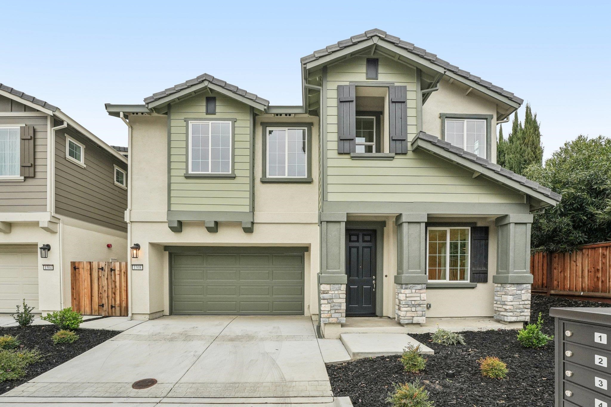 Front Image Thumbnail for BE41119934