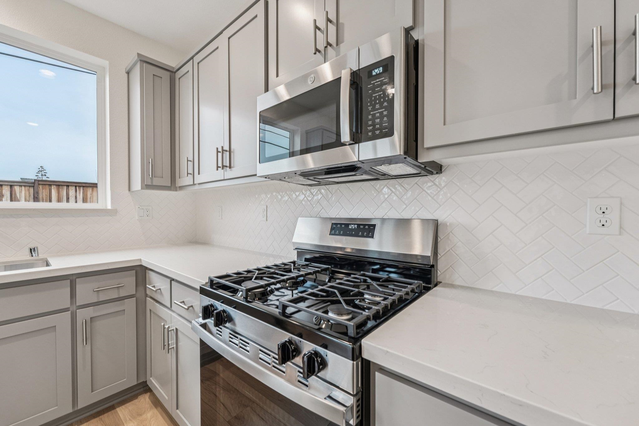 Detail Gallery Image 19 of 56 For 1308 Sunningdale Lane, Fairfield,  CA 94533 - 4 Beds | 3/1 Baths