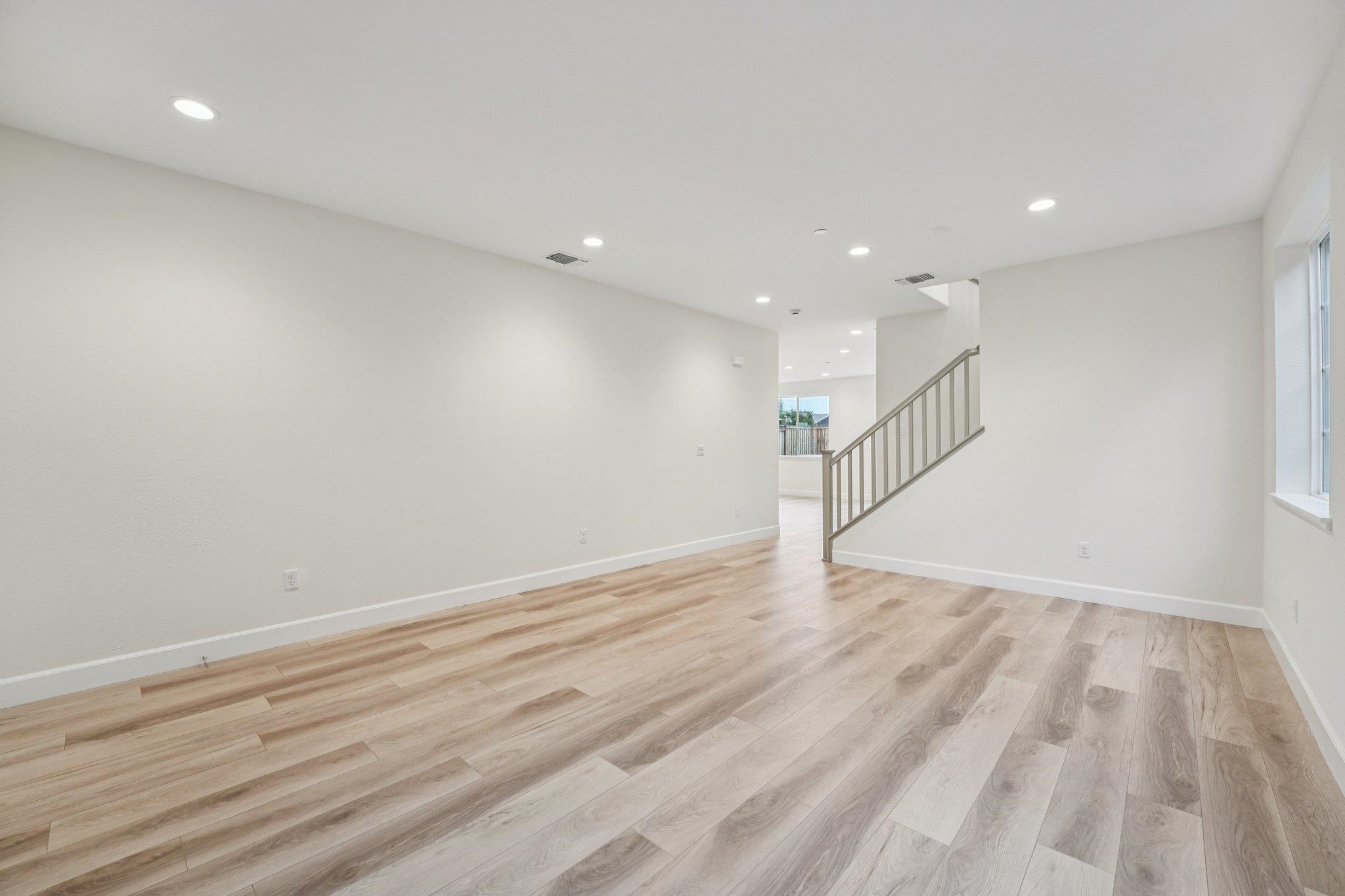 Detail Gallery Image 6 of 56 For 1308 Sunningdale Lane, Fairfield,  CA 94533 - 4 Beds | 3/1 Baths