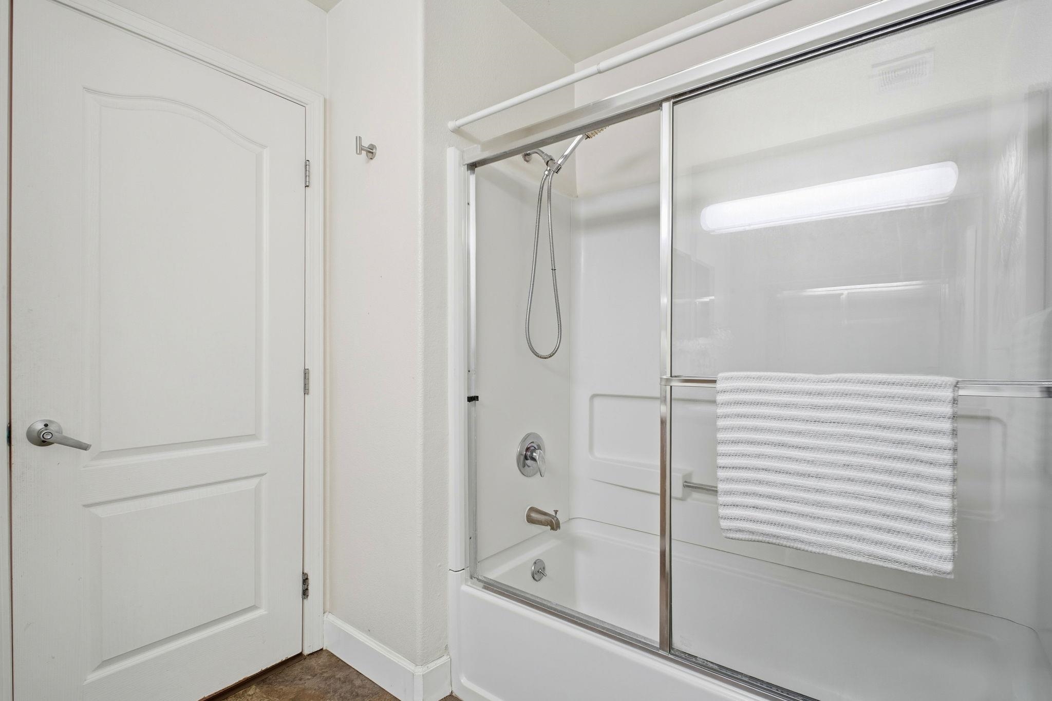 Photo #27: 41119937 Listing: Photo #27