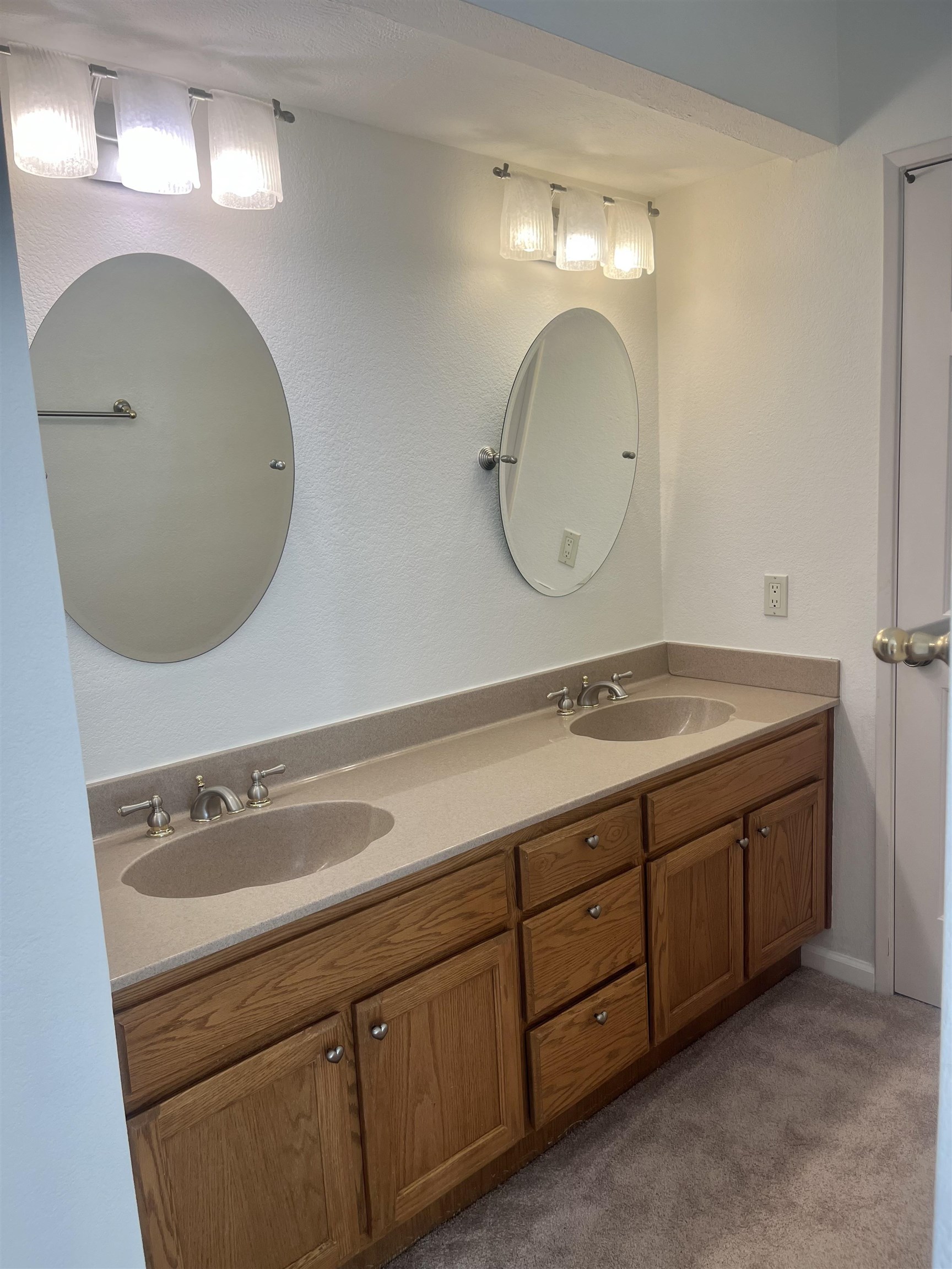 Detail Gallery Image 15 of 23 For 5601 Baldwin Way, Pleasanton,  CA 94588 - 3 Beds | 2/1 Baths