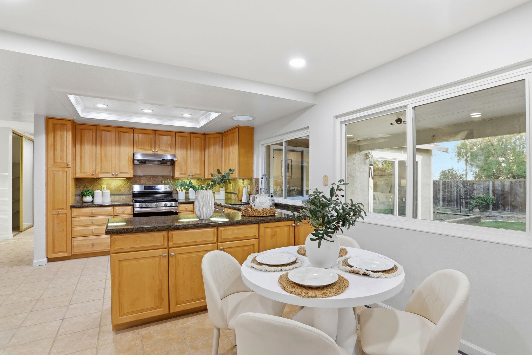 Detail Gallery Image 14 of 29 For 3259 Harvey Ct, Pleasanton,  CA 94588 - 4 Beds | 2/1 Baths