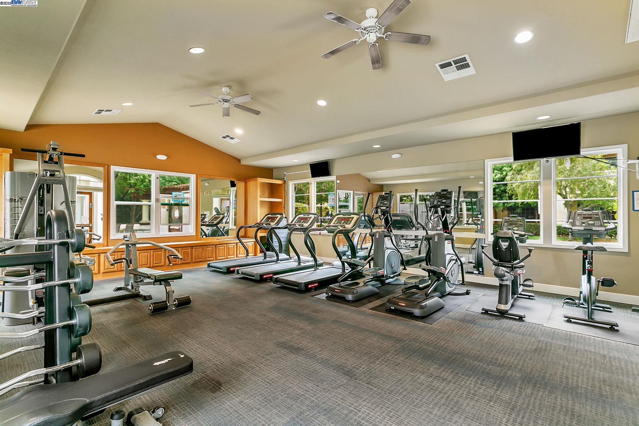 Detail Gallery Image 27 of 31 For 700 S Abel St #411,  Milpitas,  CA 95035 - 2 Beds | 2 Baths