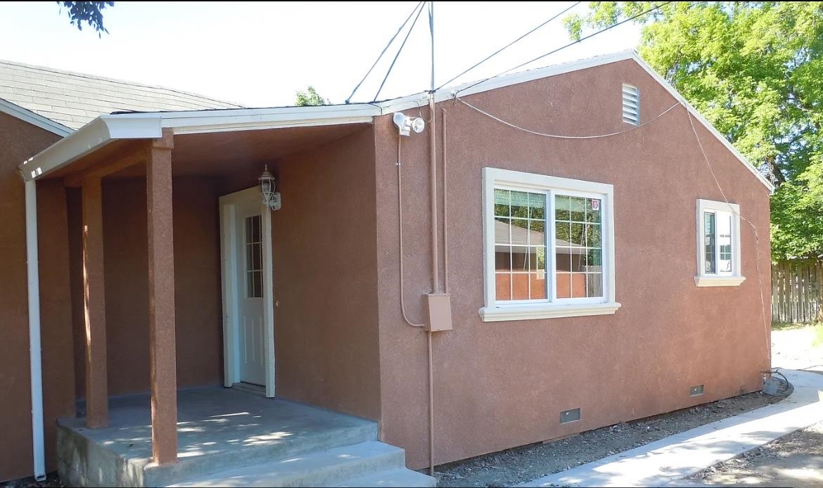 Front Image Thumbnail for EB41119945