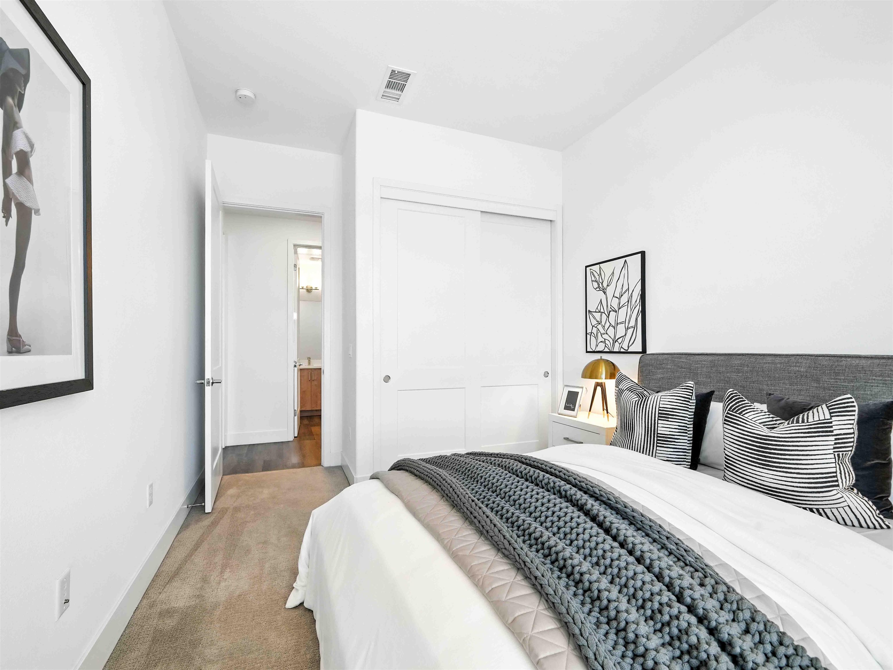 Photo #12: 41119948 Listing: Photo #12