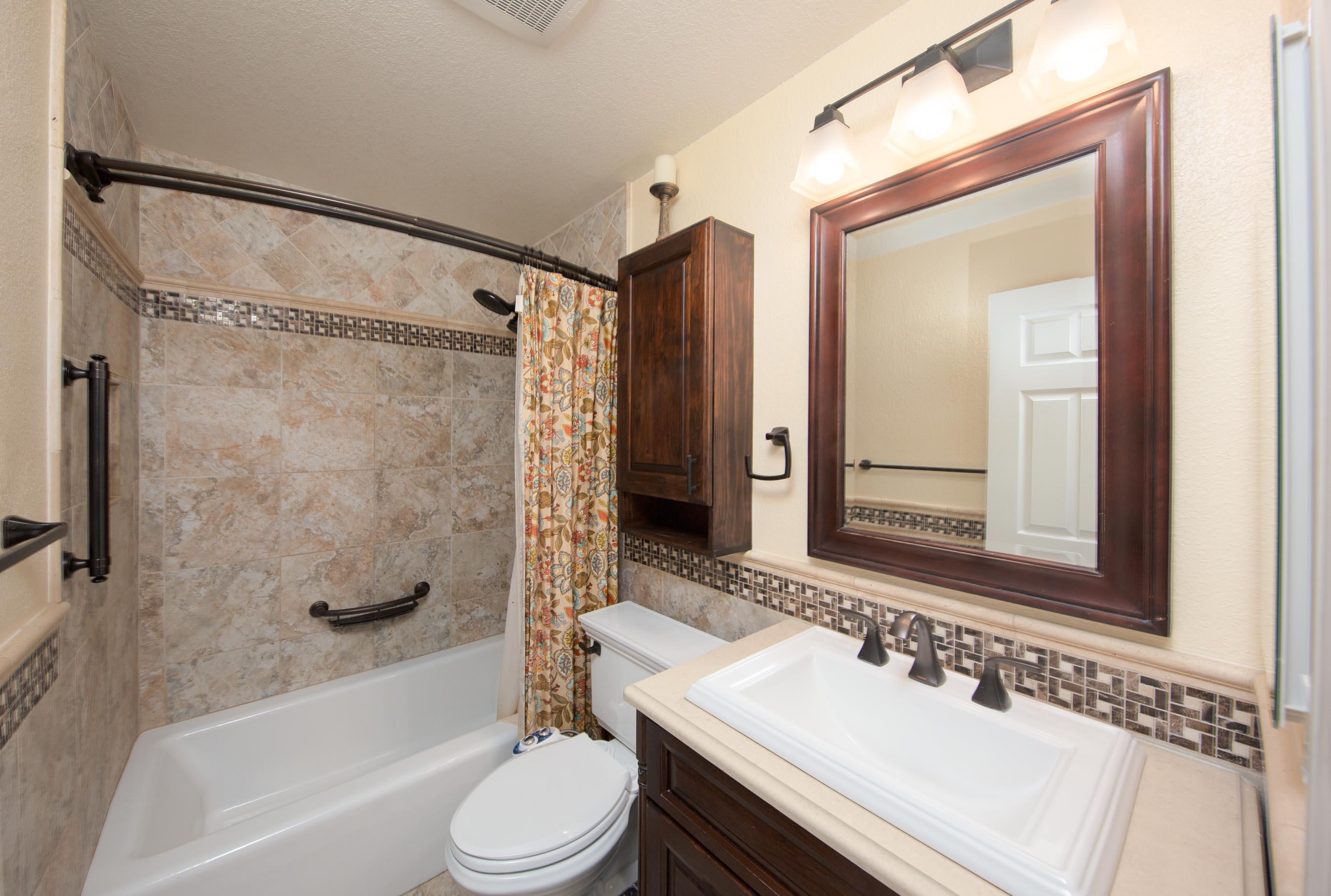 Detail Gallery Image 21 of 43 For 7546 Rolling Hills Cir, Dublin,  CA 94568 - 3 Beds | 2/1 Baths