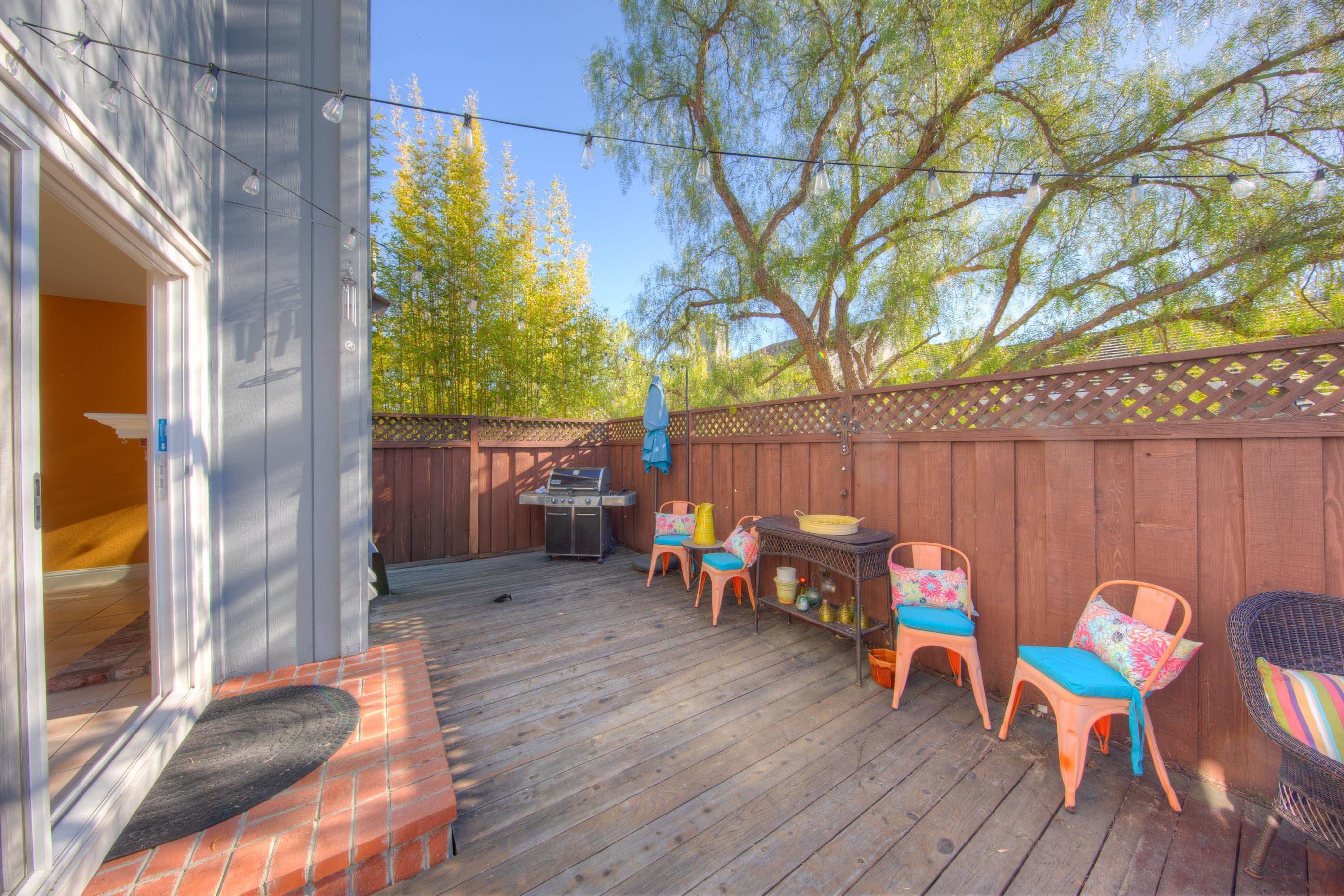 Detail Gallery Image 7 of 43 For 7546 Rolling Hills Cir, Dublin,  CA 94568 - 3 Beds | 2/1 Baths