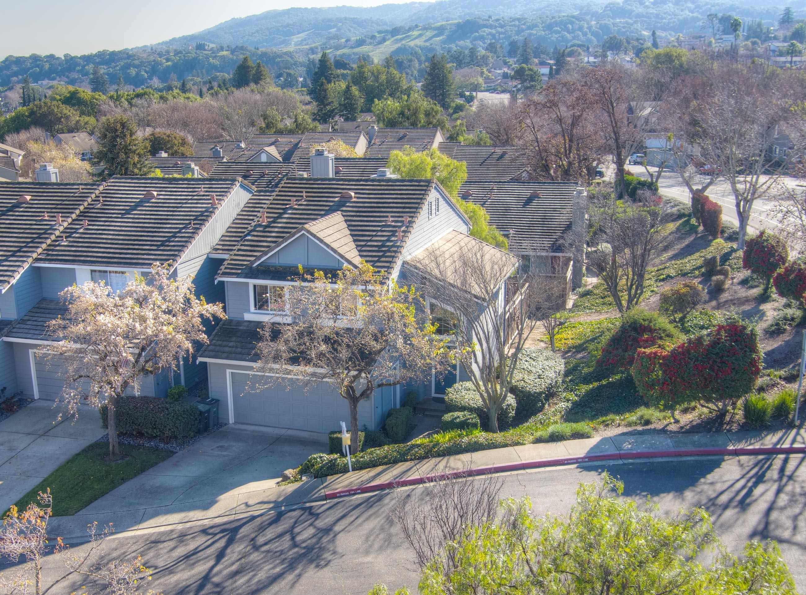 Detail Gallery Image 8 of 43 For 7546 Rolling Hills Cir, Dublin,  CA 94568 - 3 Beds | 2/1 Baths
