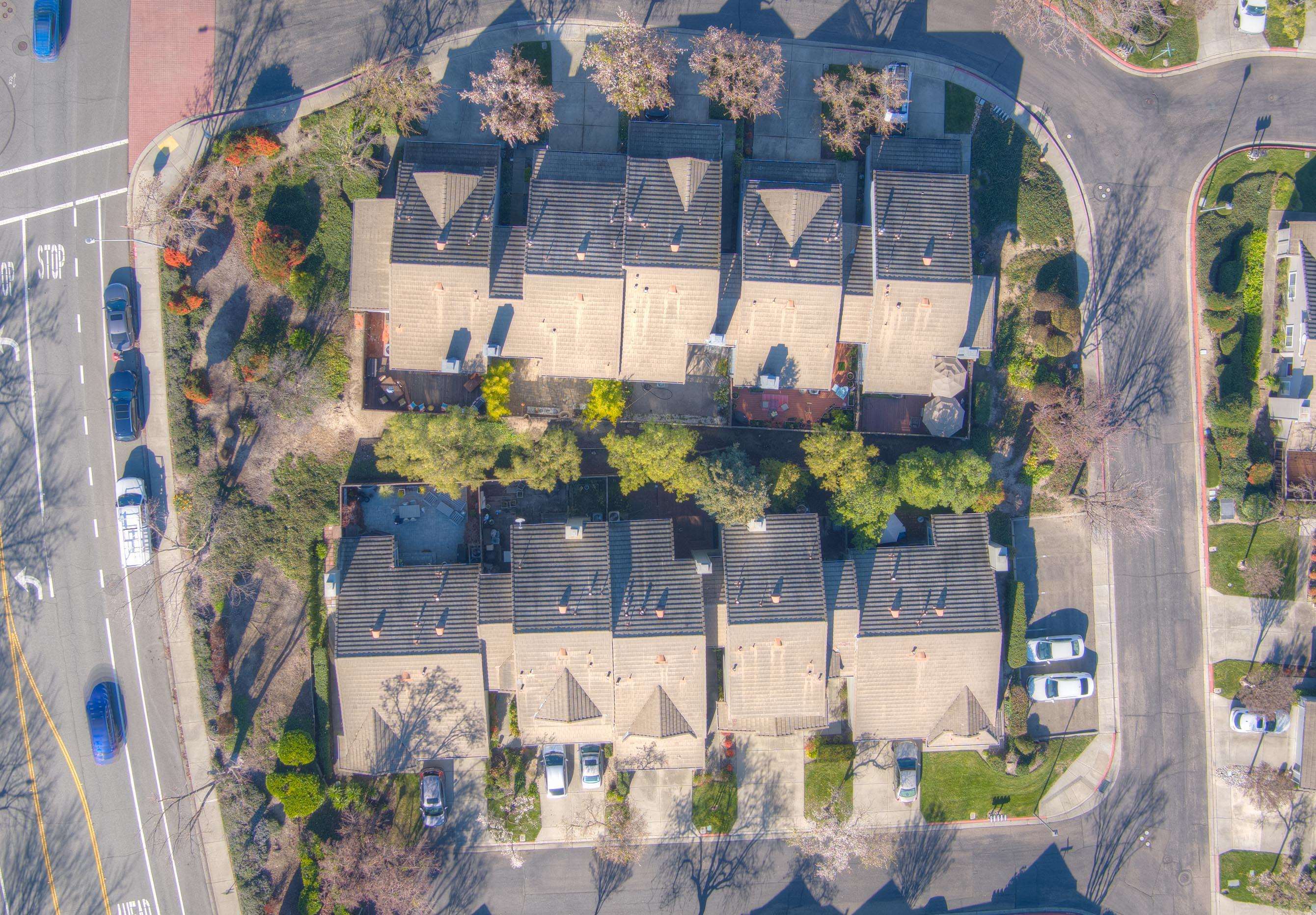 Detail Gallery Image 10 of 43 For 7546 Rolling Hills Cir, Dublin,  CA 94568 - 3 Beds | 2/1 Baths