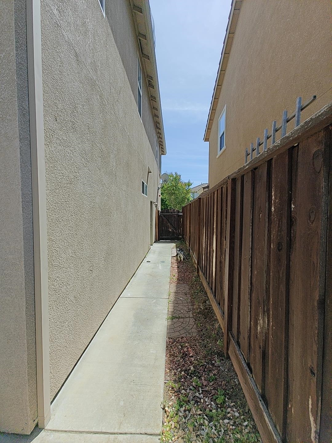 Detail Gallery Image 36 of 36 For 7283 Abbey Dr, Vallejo,  CA 94591 - 4 Beds | 3/1 Baths