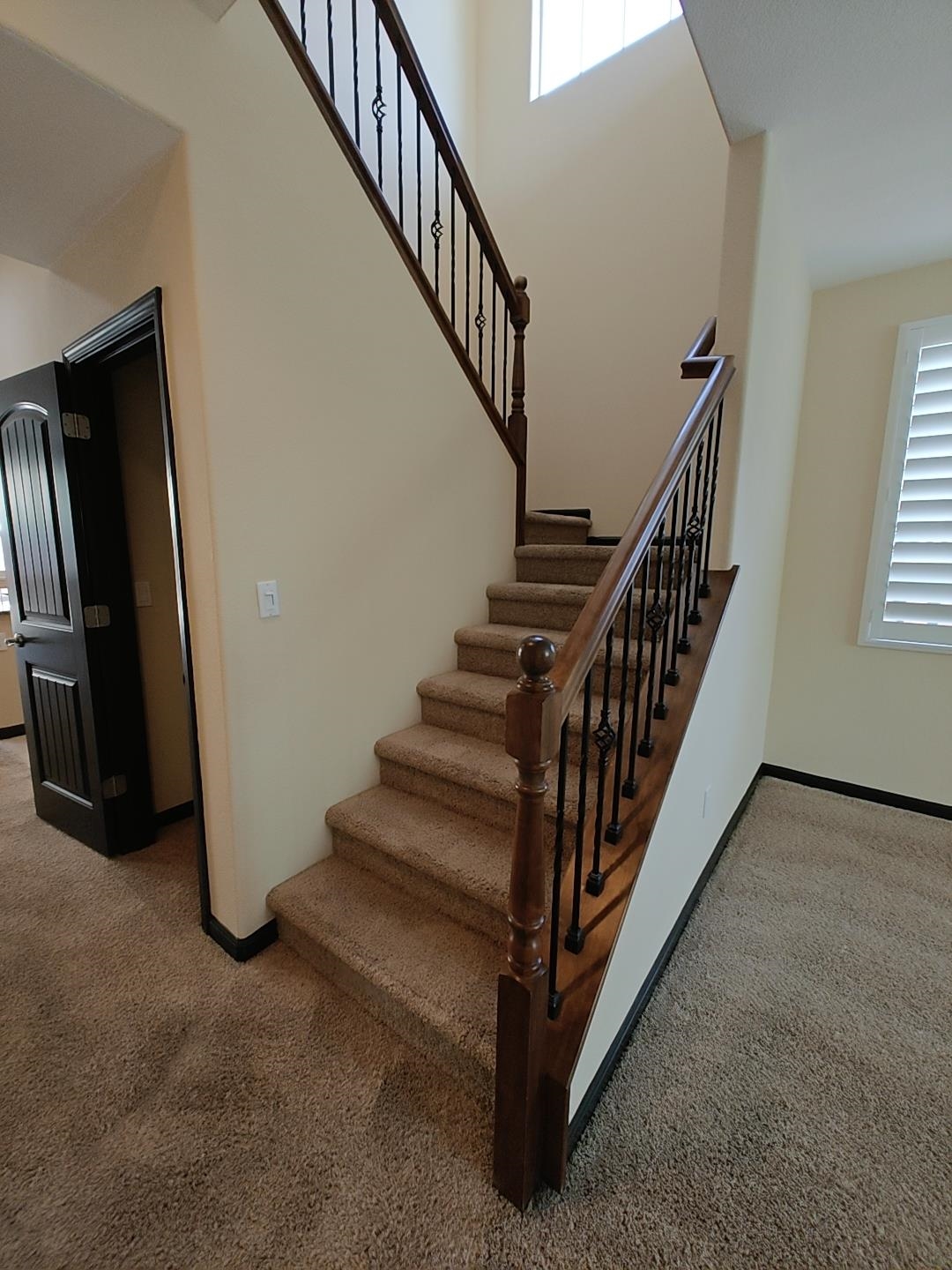 Detail Gallery Image 6 of 36 For 7283 Abbey Dr, Vallejo,  CA 94591 - 4 Beds | 3/1 Baths