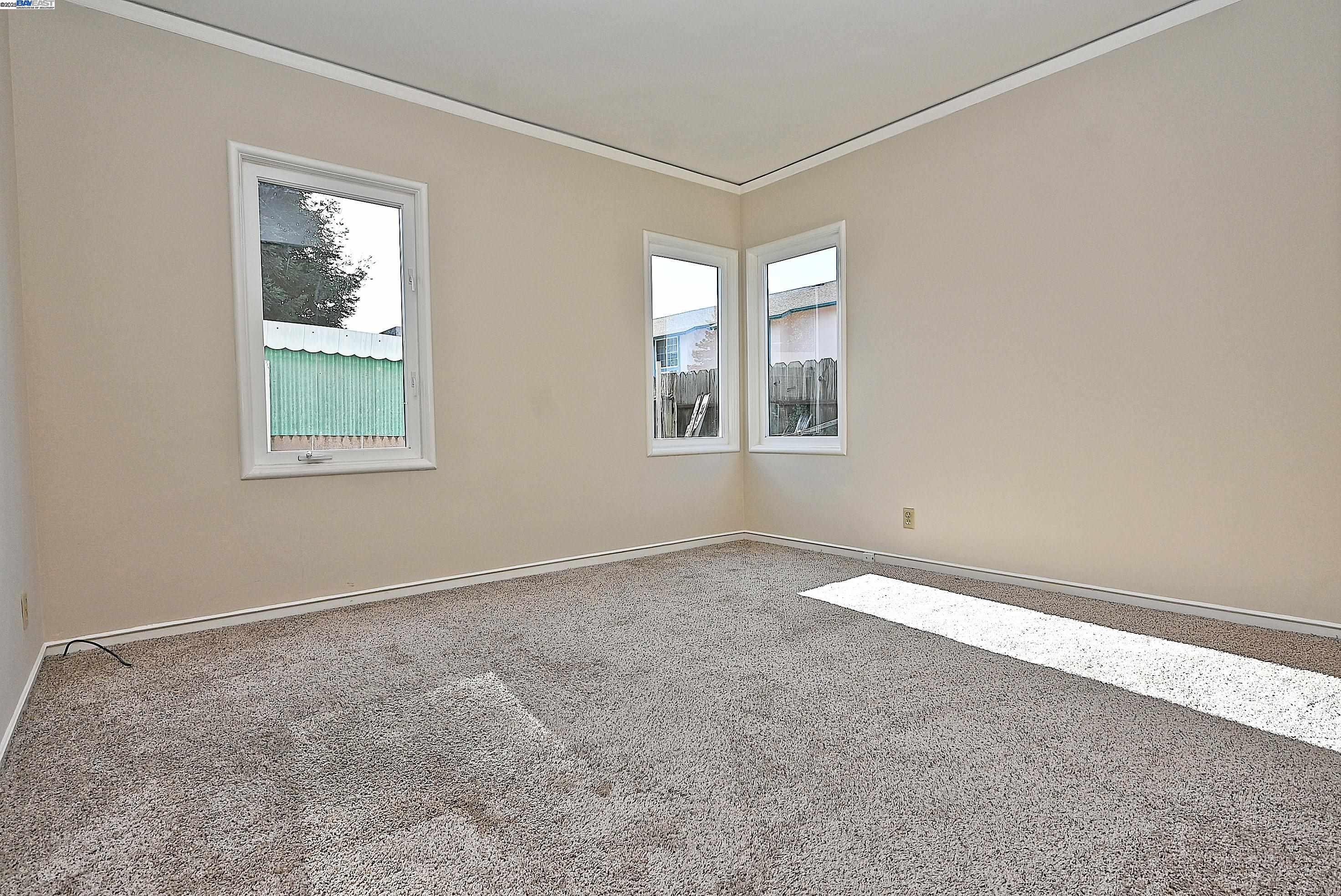 Detail Gallery Image 24 of 51 For 181 E Lewelling Blvd, San Lorenzo,  CA 94580 - 2 Beds | 1 Baths