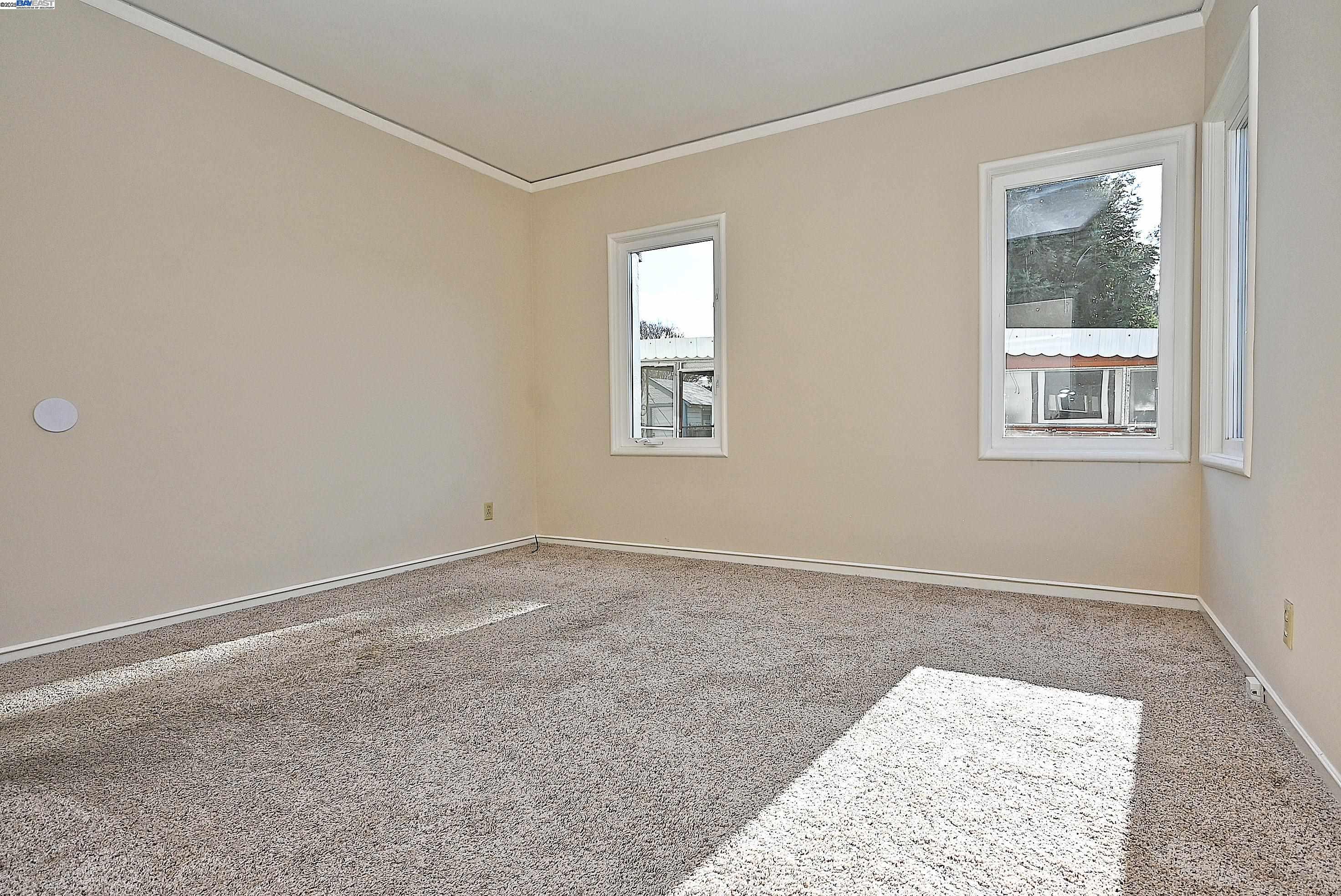 Detail Gallery Image 26 of 51 For 181 E Lewelling Blvd, San Lorenzo,  CA 94580 - 2 Beds | 1 Baths