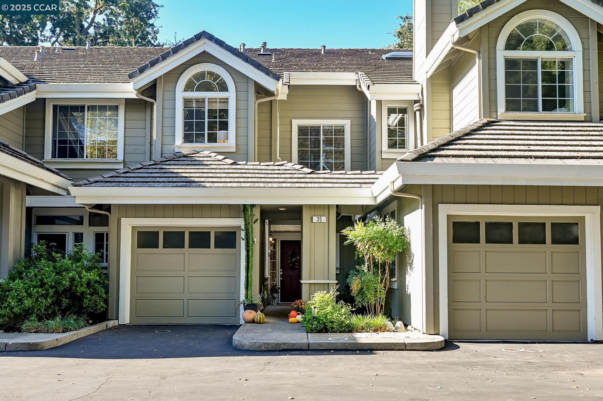 Photo #2: 41119954 Listing: Photo #2