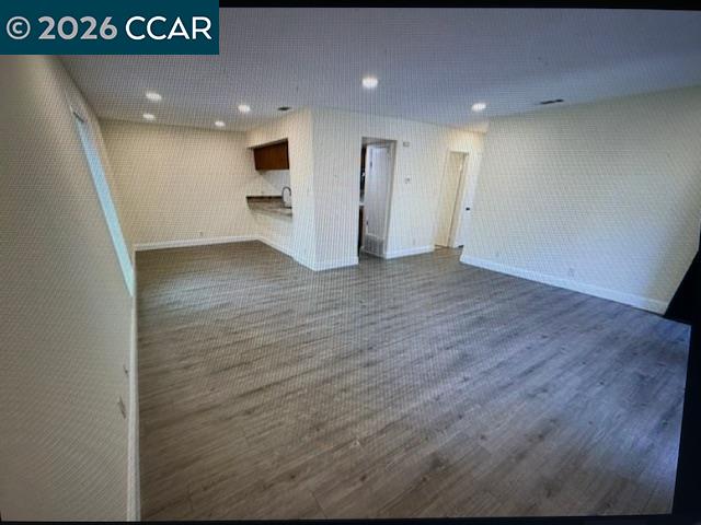 Photo #3: 41119955 Listing: Photo #3