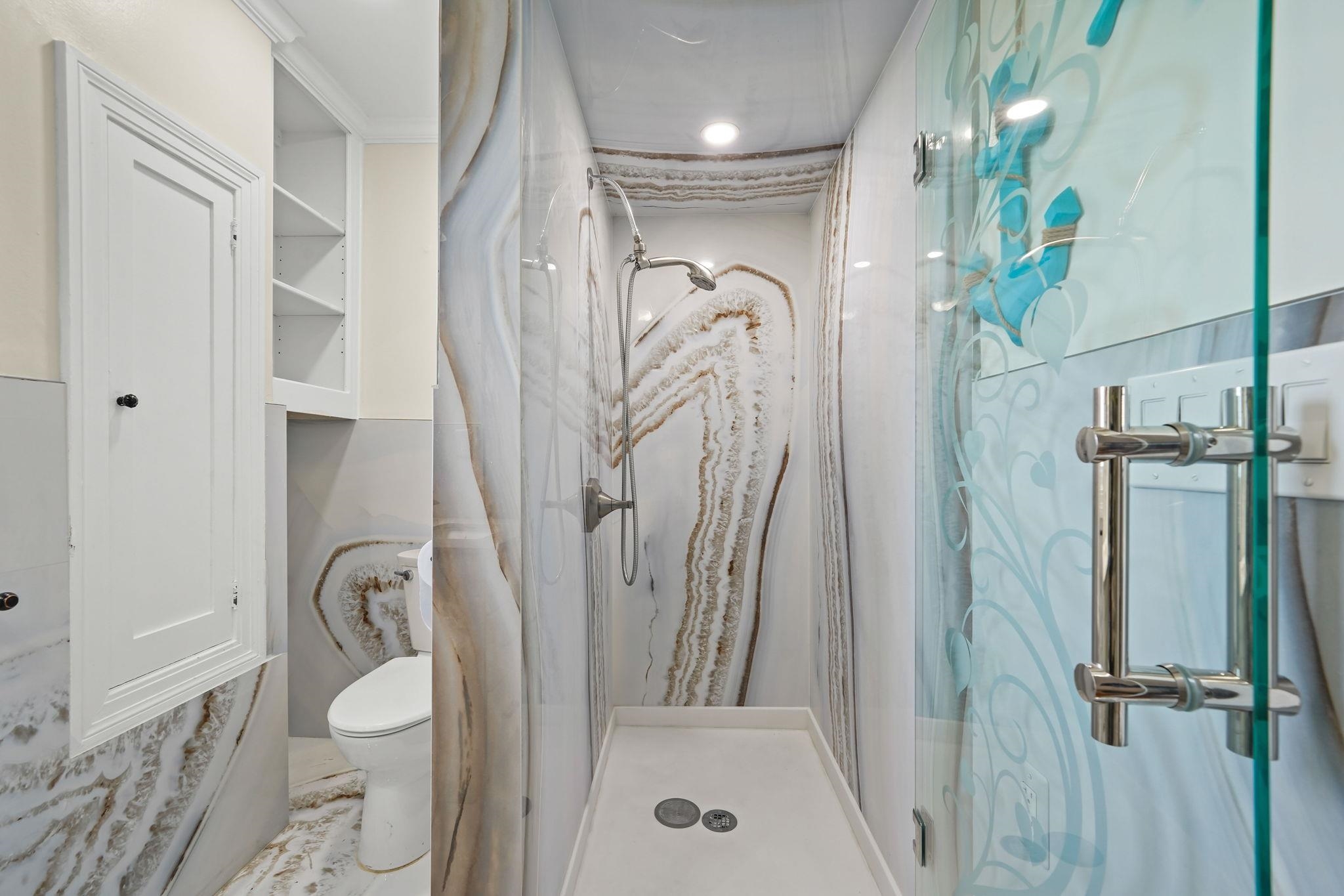 Detail Gallery Image 15 of 32 For 22128 Prospect St, Hayward,  CA 94541 - 3 Beds | 2 Baths