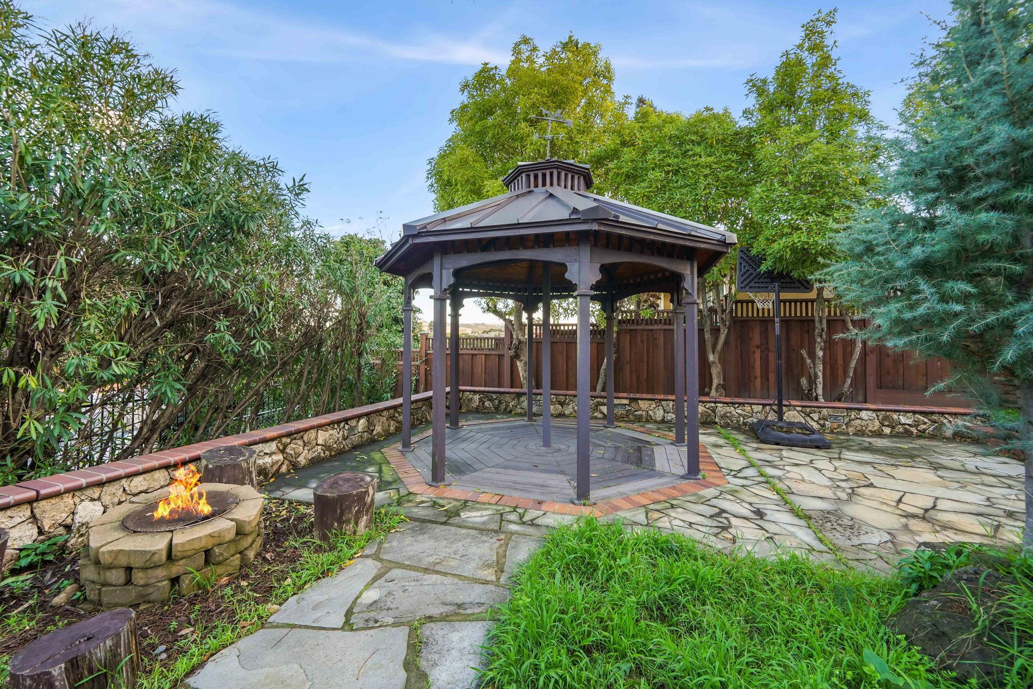 Detail Gallery Image 26 of 32 For 22128 Prospect St, Hayward,  CA 94541 - 3 Beds | 2 Baths