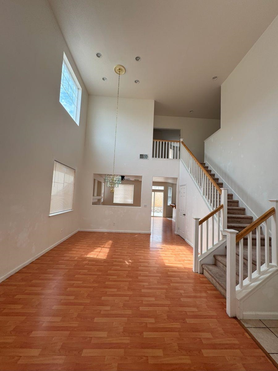 Detail Gallery Image 18 of 31 For 645 Rockspray Cir, Pittsburg,  CA 94565 - 4 Beds | 2/1 Baths