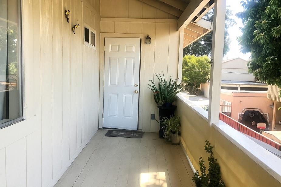 Detail Gallery Image 4 of 48 For 5702 Tucson Dr, San Jose,  CA 95118 - – Beds | – Baths