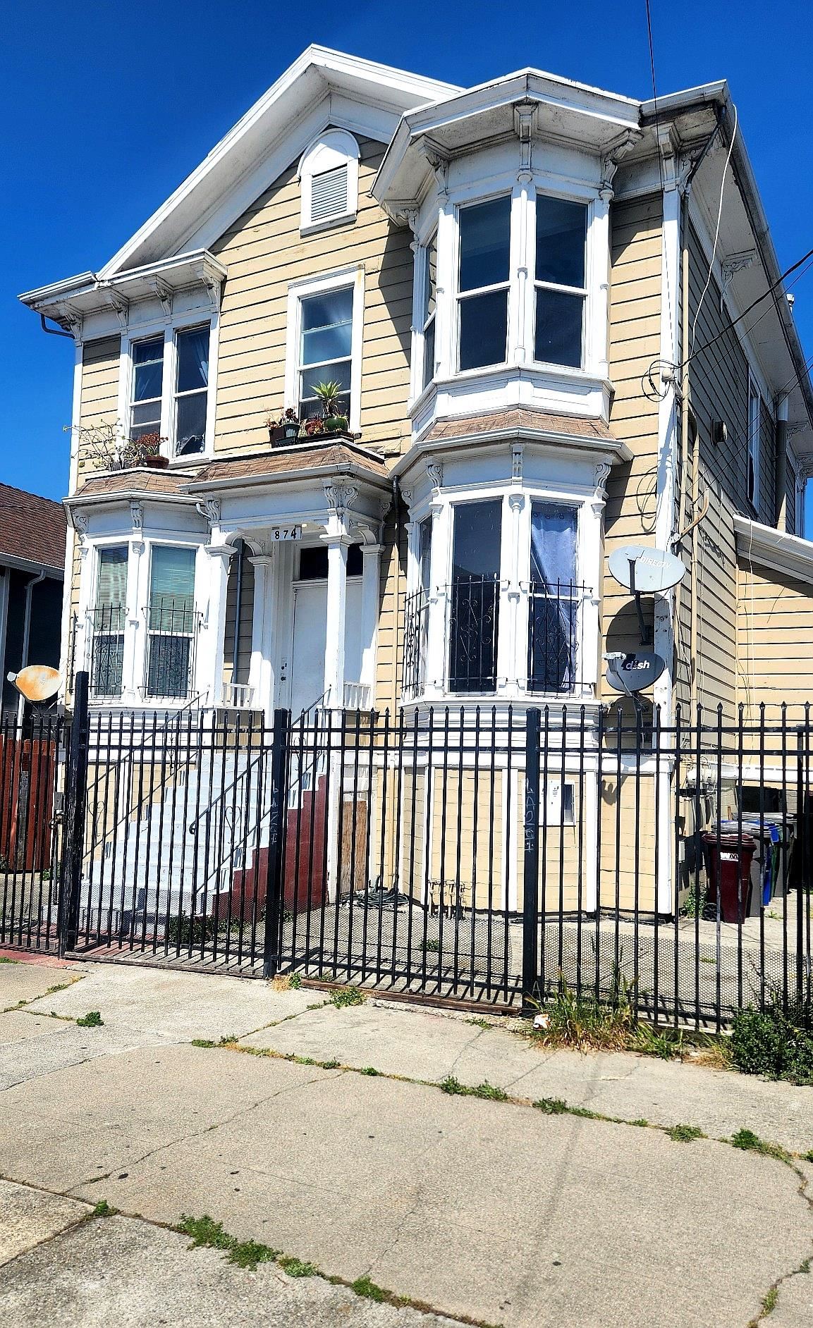 Detail Gallery Image 10 of 10 For 874 Isabella St, Oakland,  CA 94607 - – Beds | – Baths