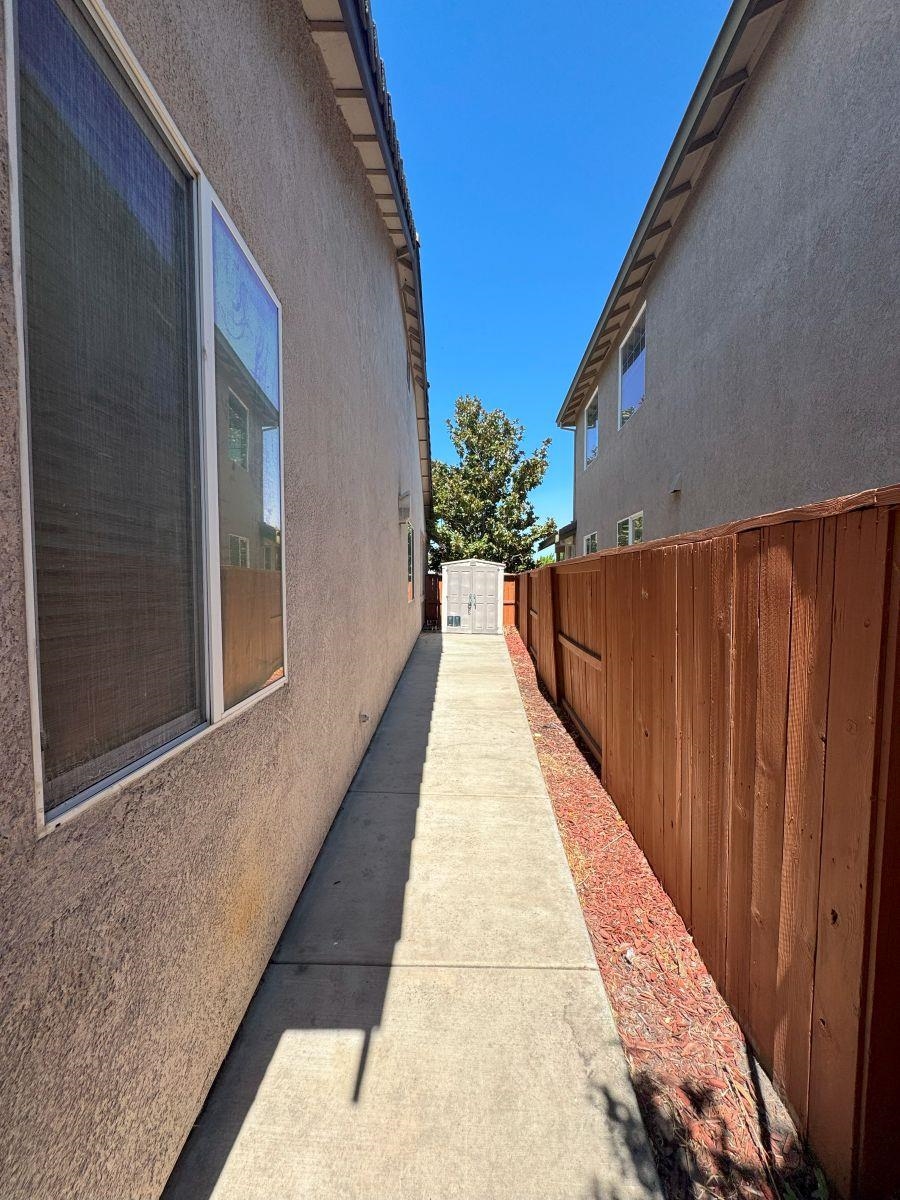 Detail Gallery Image 17 of 22 For 2638 Breaker Way, Stockton,  CA 95209 - 4 Beds | 2 Baths