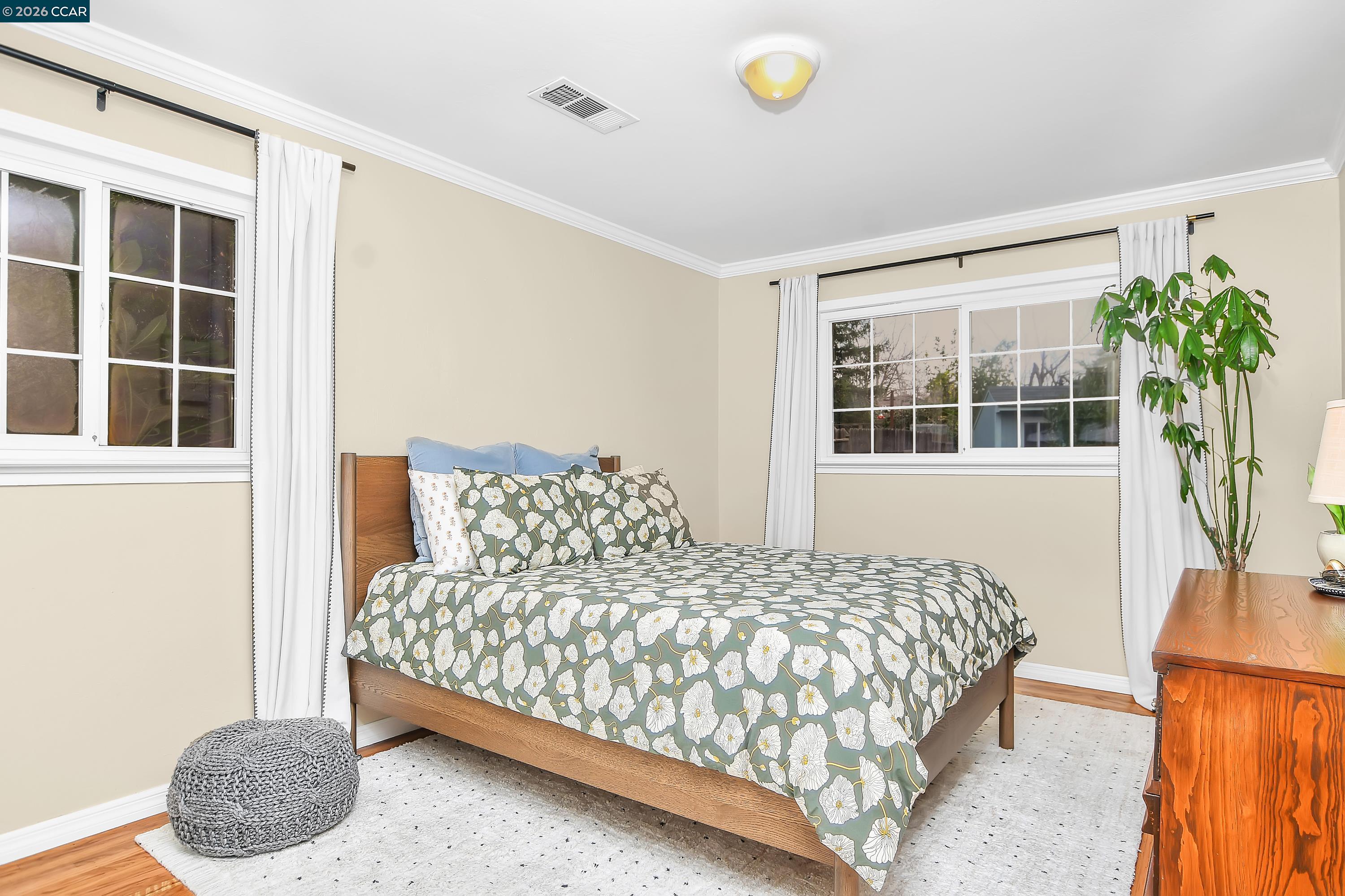 Detail Gallery Image 13 of 31 For 3818 Village Rd, Concord,  CA 94519 - 3 Beds | 1 Baths