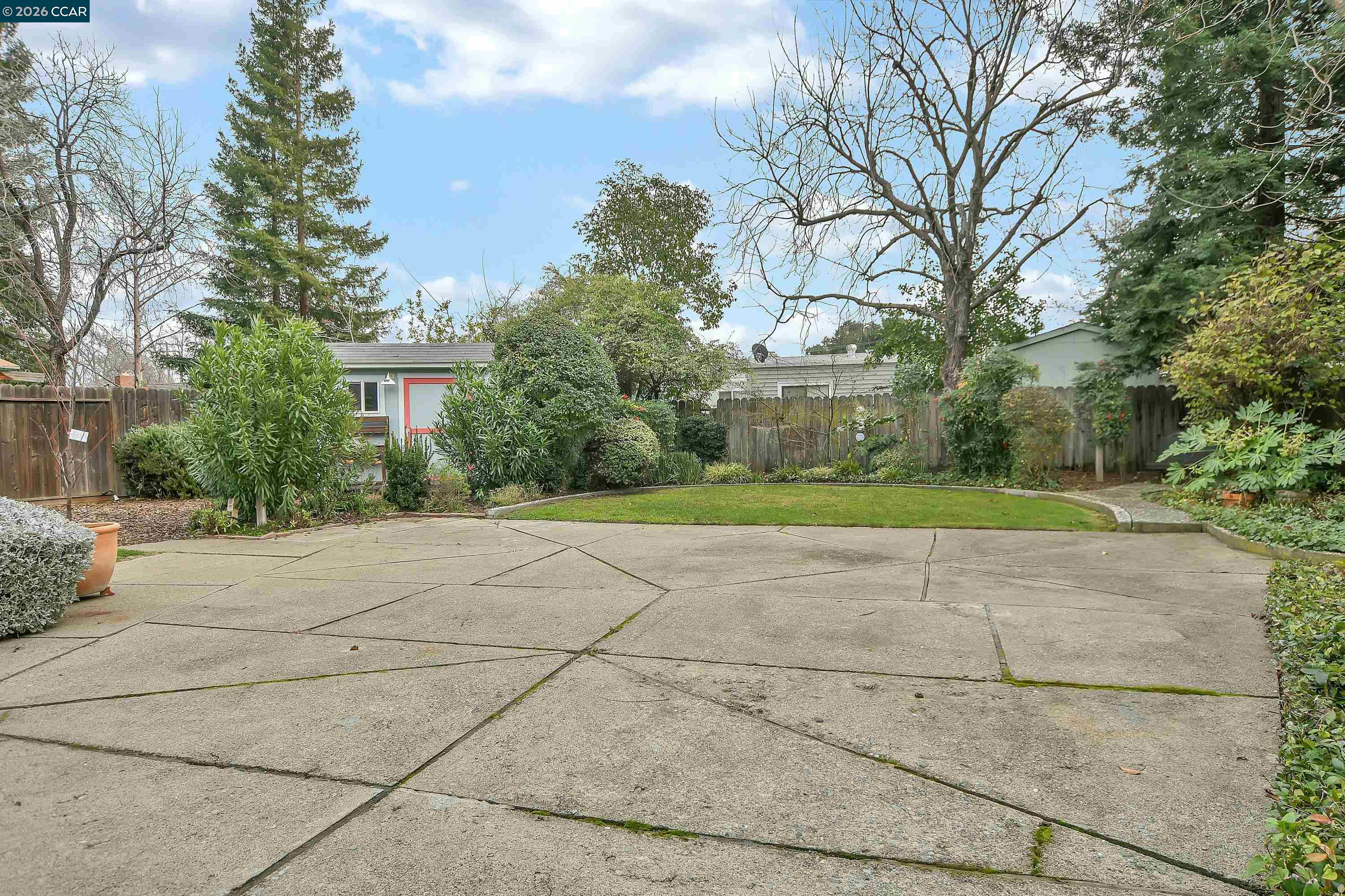 Detail Gallery Image 20 of 31 For 3818 Village Rd, Concord,  CA 94519 - 3 Beds | 1 Baths