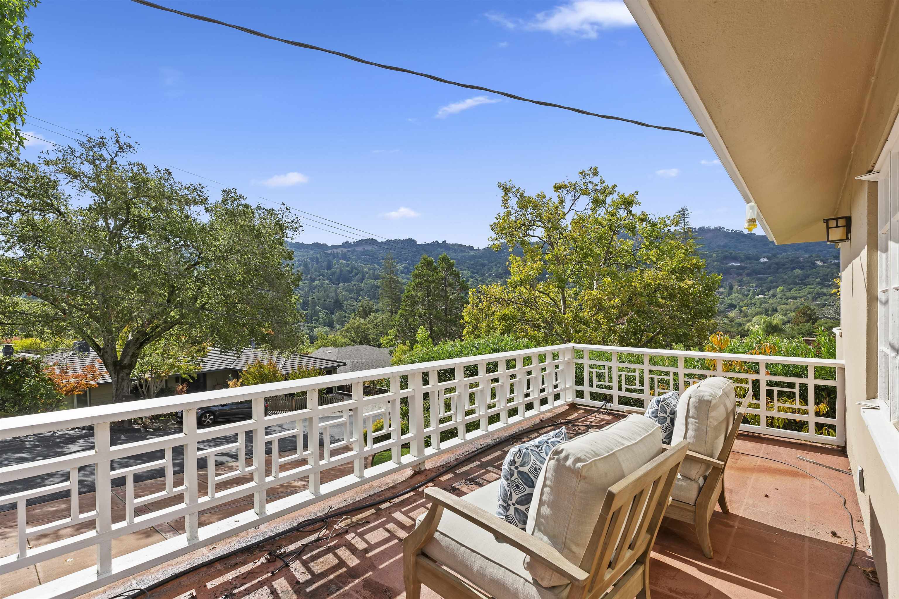 Detail Gallery Image 30 of 59 For 59 Hacienda Cir, Orinda,  CA 94563 - 4 Beds | 4/1 Baths