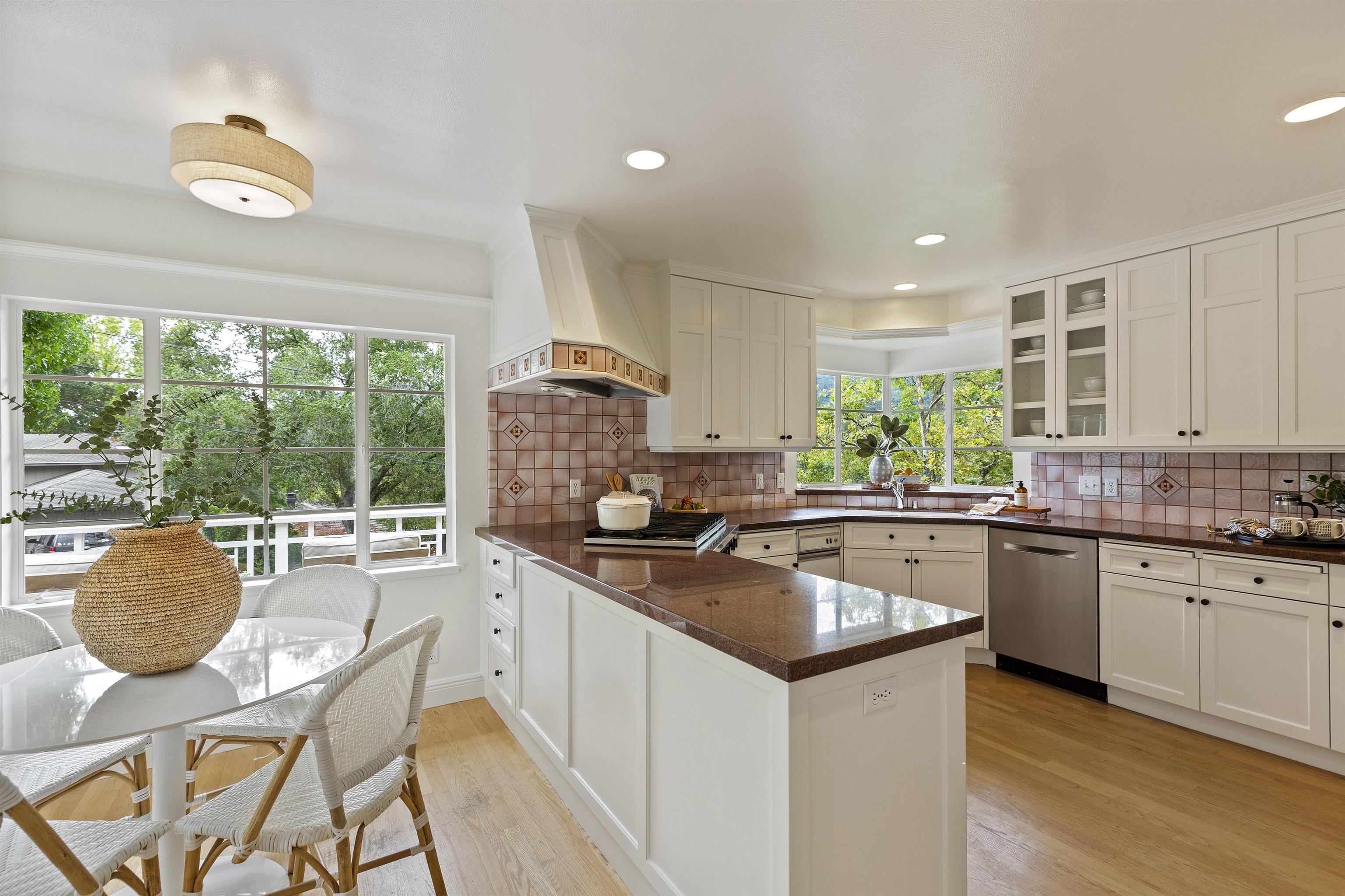 Detail Gallery Image 31 of 59 For 59 Hacienda Cir, Orinda,  CA 94563 - 4 Beds | 4/1 Baths