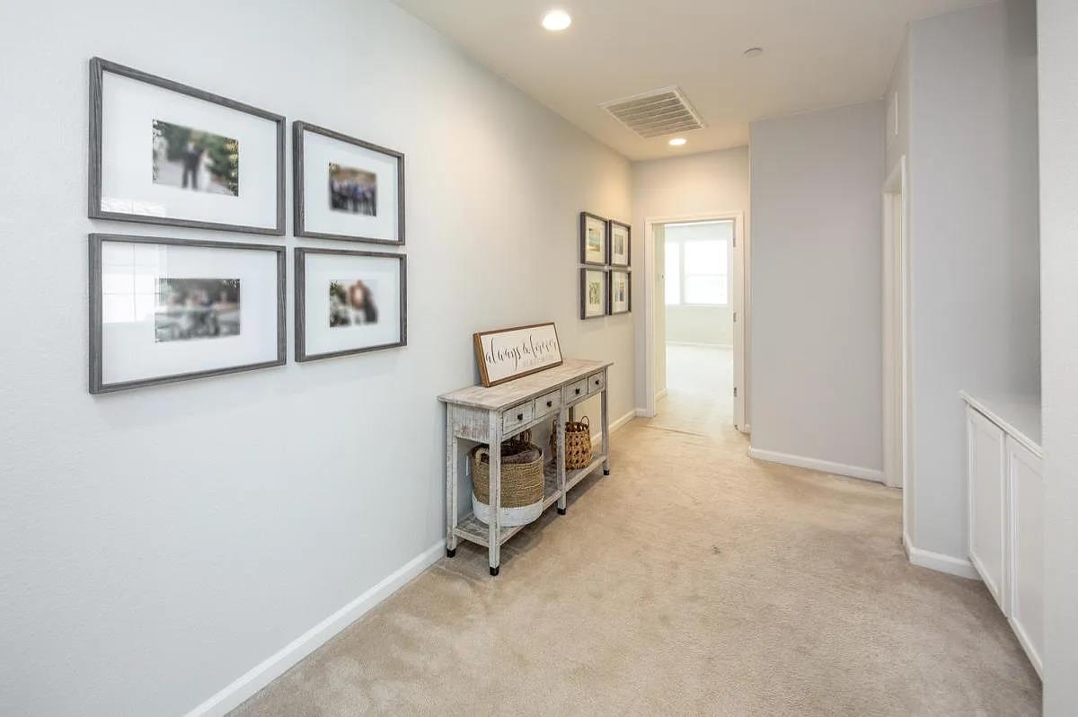 Detail Gallery Image 11 of 25 For 252 Lasata Dr, Tracy,  CA 95377-8441 - 4 Beds | 2/1 Baths