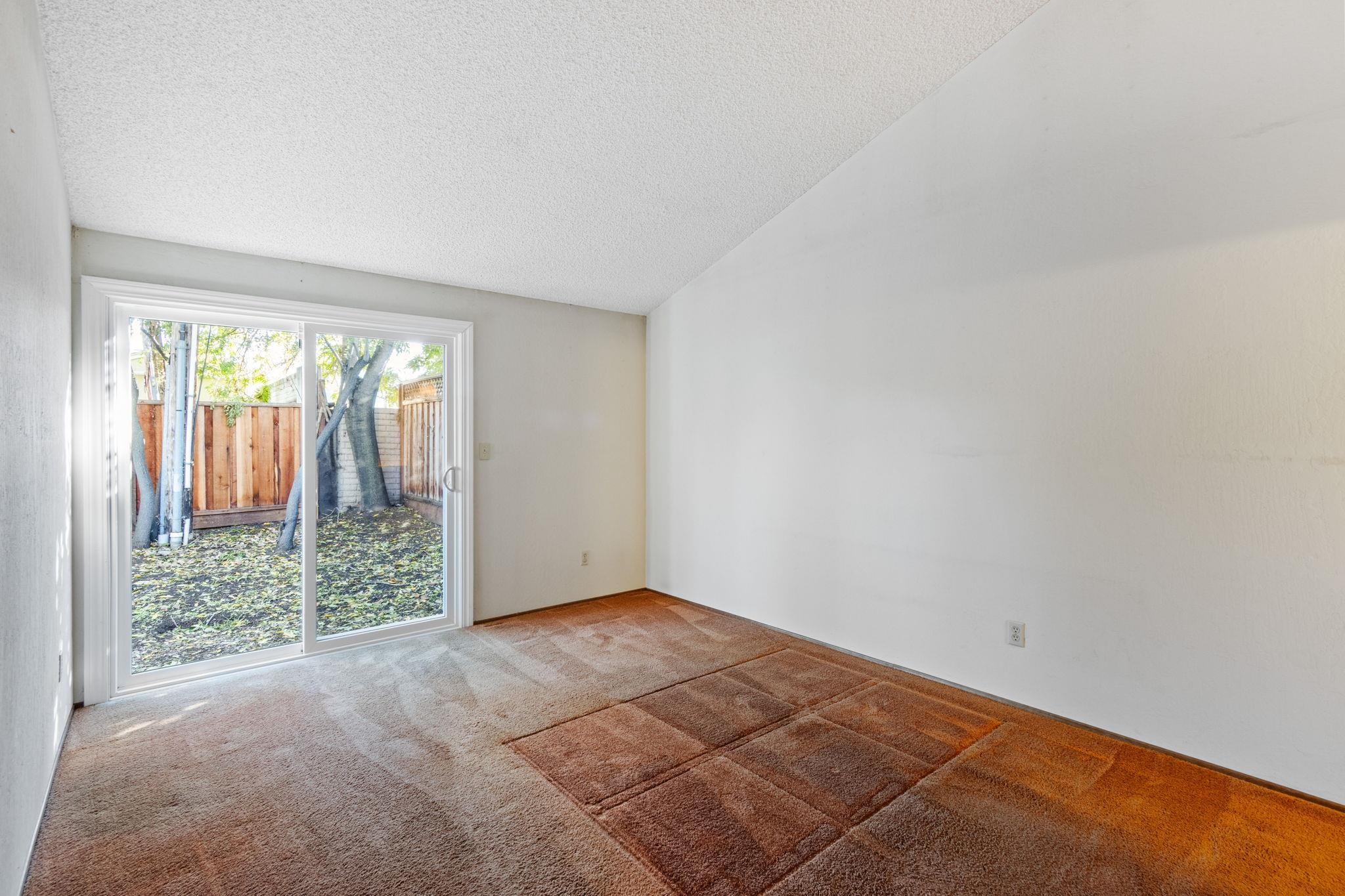 Detail Gallery Image 17 of 32 For 4462 Machado Dr, Concord,  CA 94521 - 2 Beds | 2 Baths