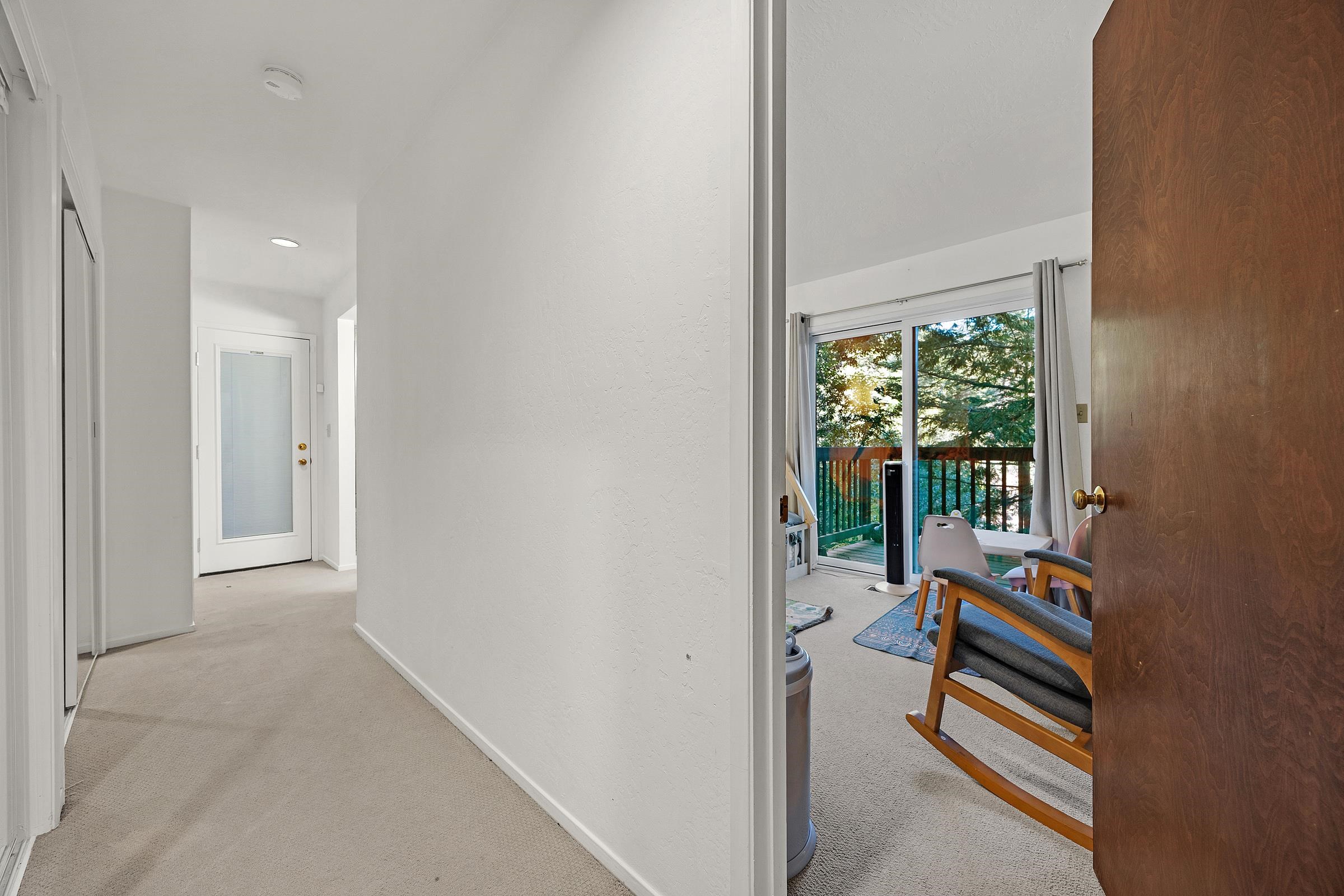 Detail Gallery Image 20 of 51 For 5982 Ascot Dr, Oakland,  CA 94611 - 2 Beds | 1/1 Baths