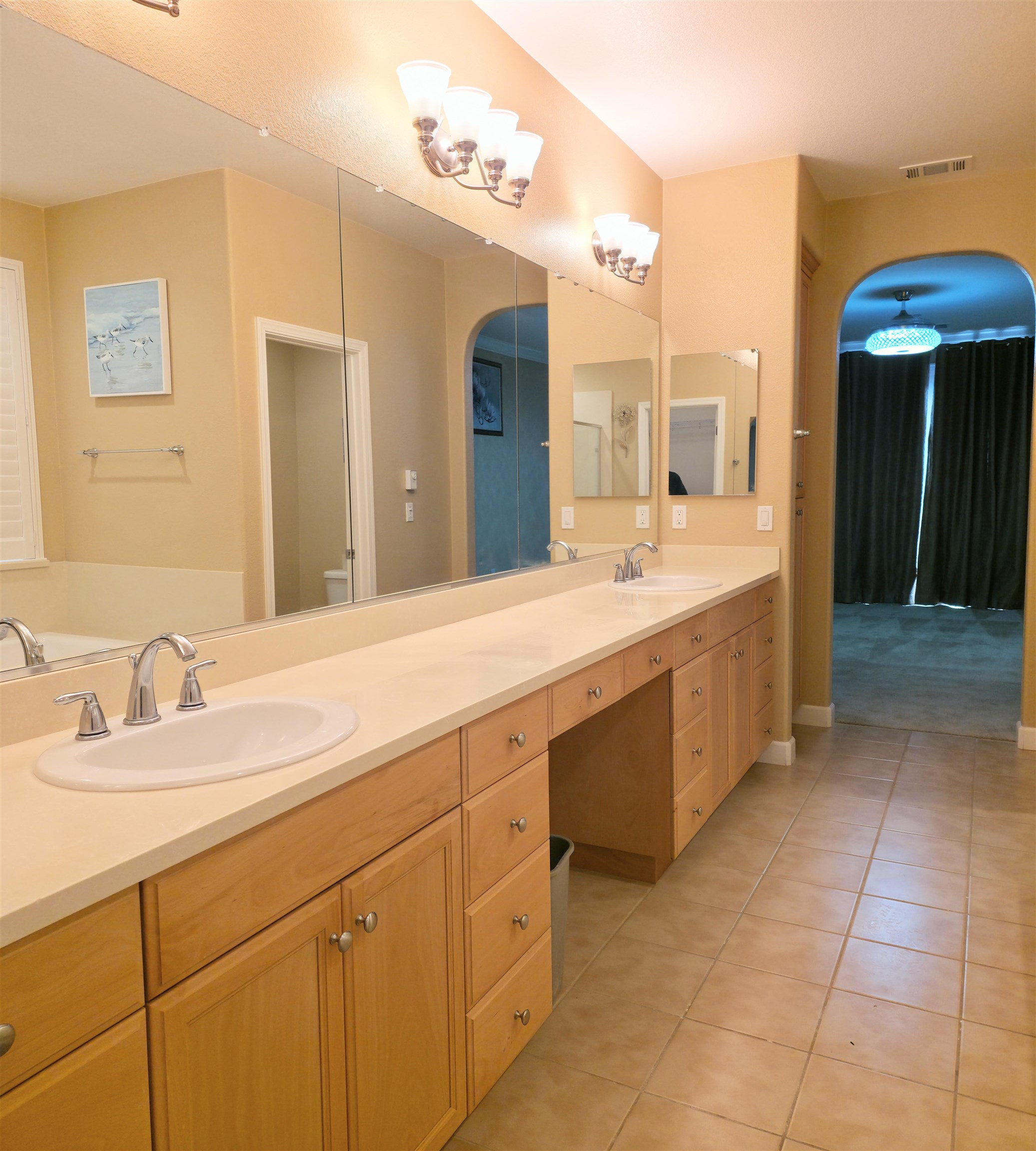 Detail Gallery Image 19 of 51 For 3548 Rapallo Way, Manteca,  CA 95337 - 4 Beds | 3/1 Baths