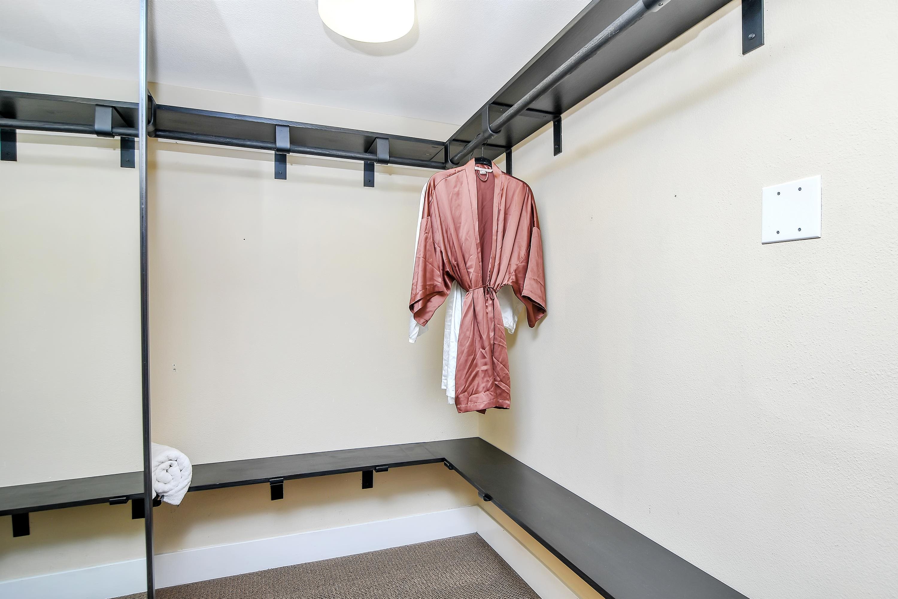 Detail Gallery Image 18 of 25 For 350 E Mission St #108,  San Jose,  CA 95112 - 1 Beds | 1/1 Baths