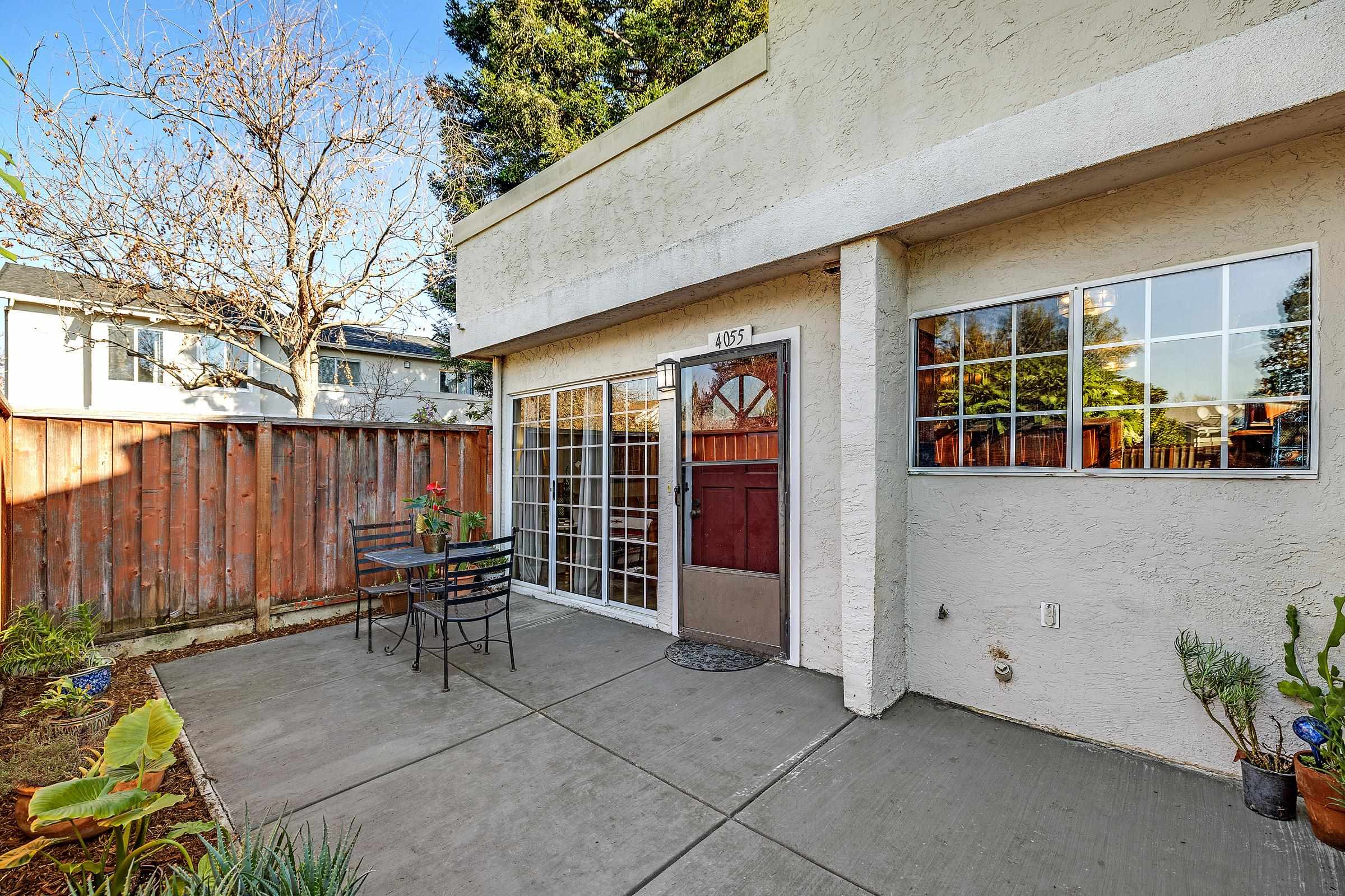 Detail Gallery Image 5 of 30 For 4055 Grama Ter, Fremont,  CA 94536 - 2 Beds | 1/1 Baths