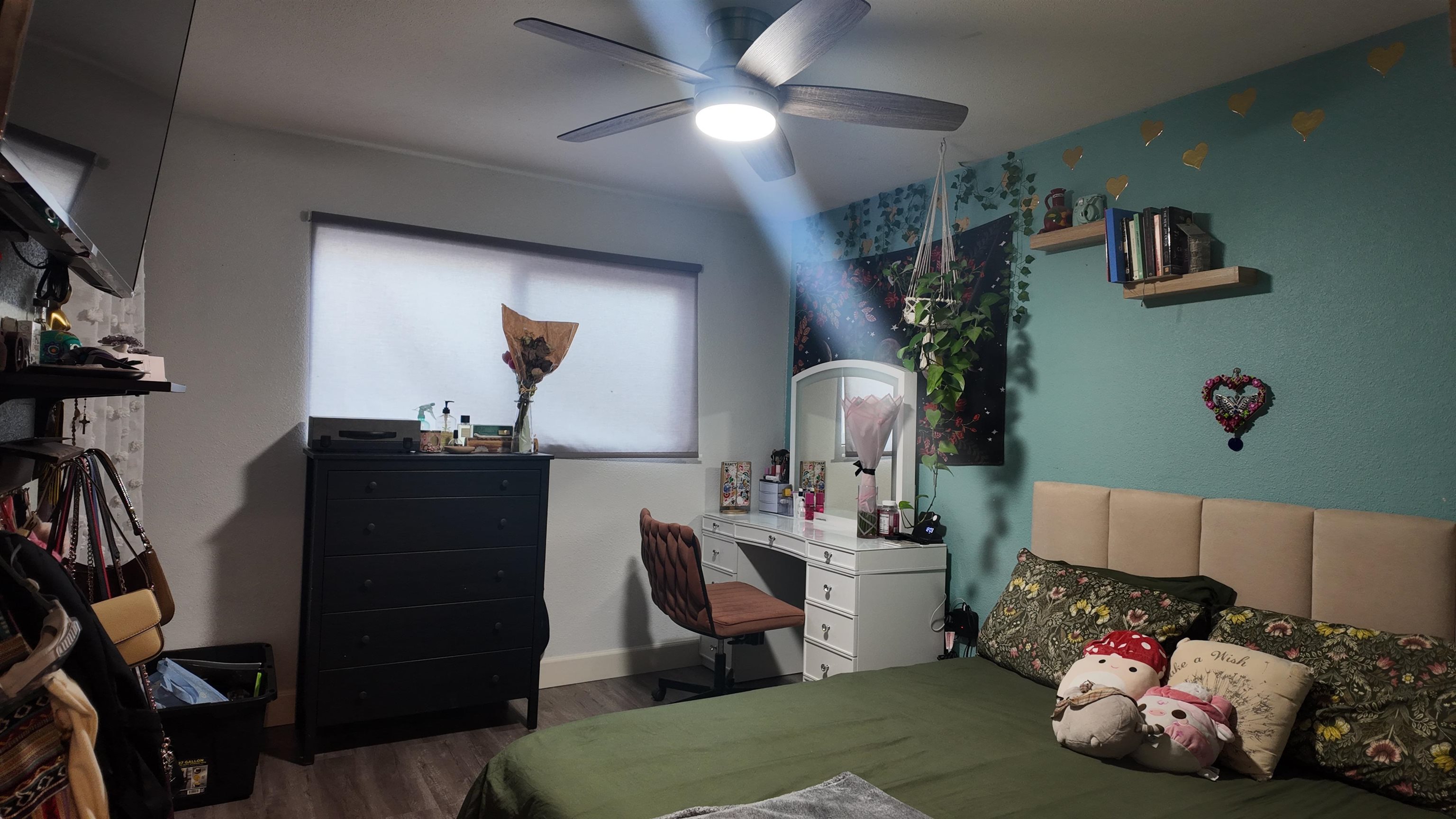 Detail Gallery Image 15 of 16 For 1585 Pebblewood Dr, Sacramento,  CA 95833 - 3 Beds | 2 Baths