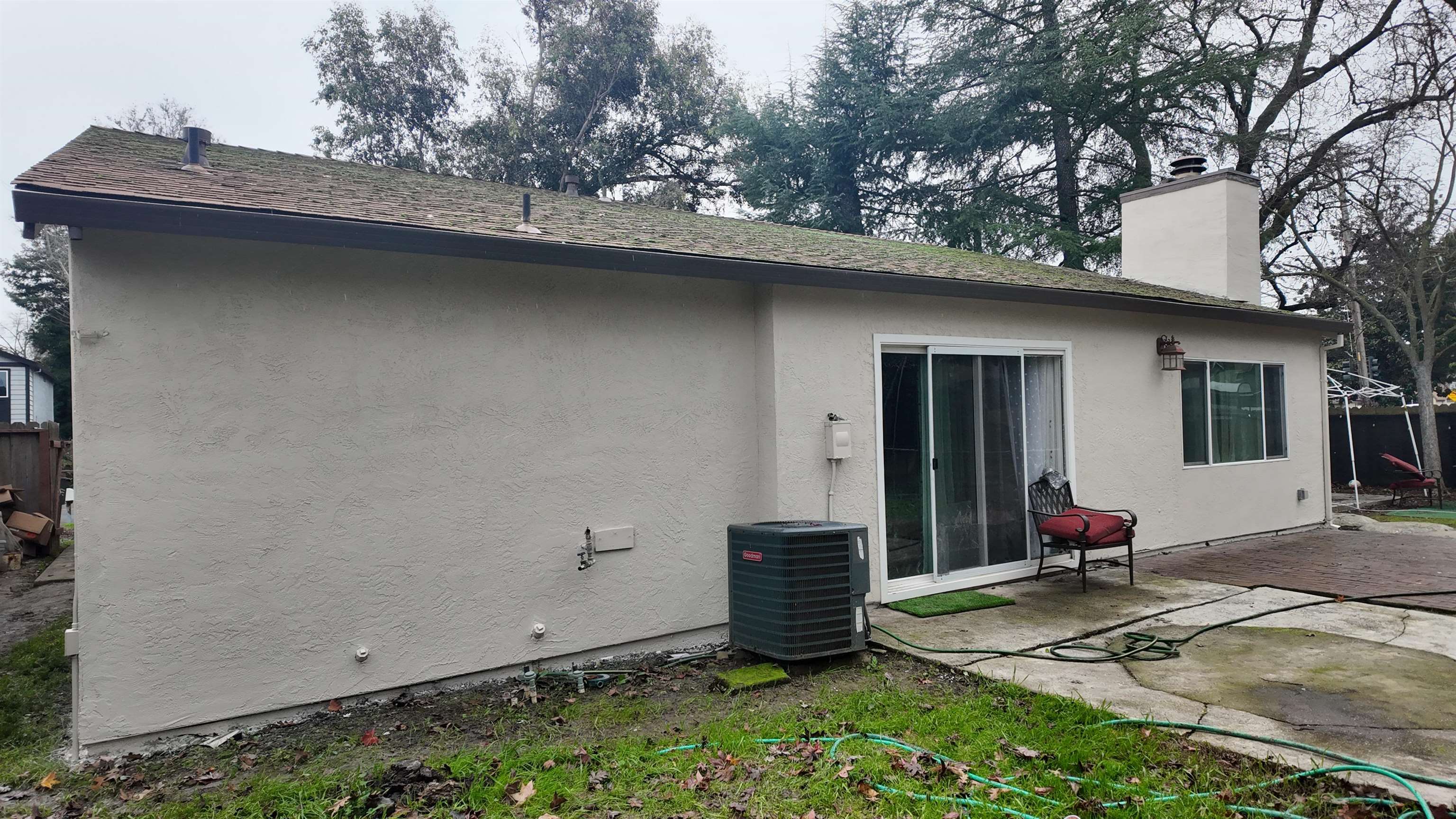 Detail Gallery Image 6 of 16 For 1585 Pebblewood Dr, Sacramento,  CA 95833 - 3 Beds | 2 Baths