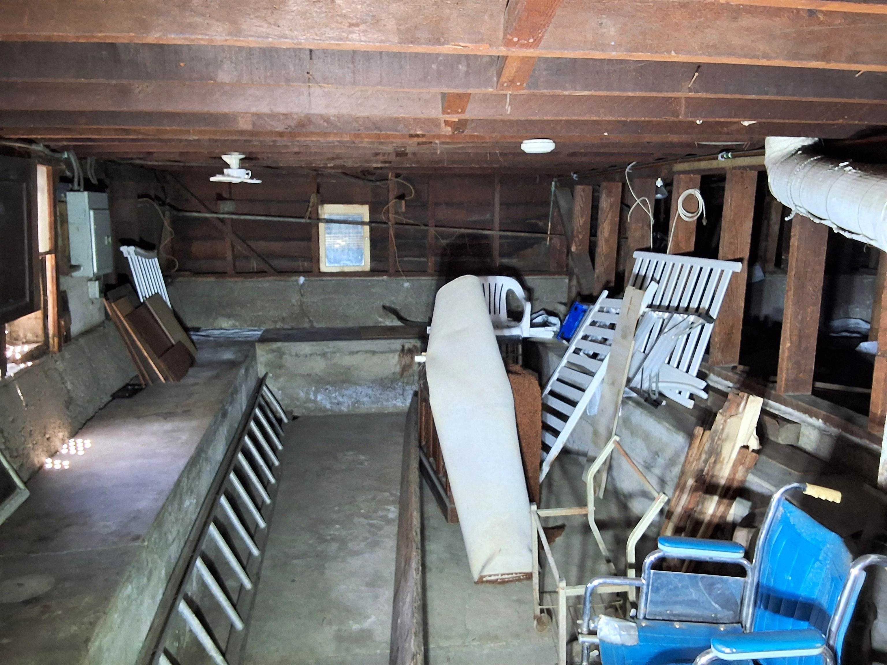 Detail Gallery Image 8 of 45 For 3020 E 19 Th, Oakland,  CA 94601 - – Beds | – Baths