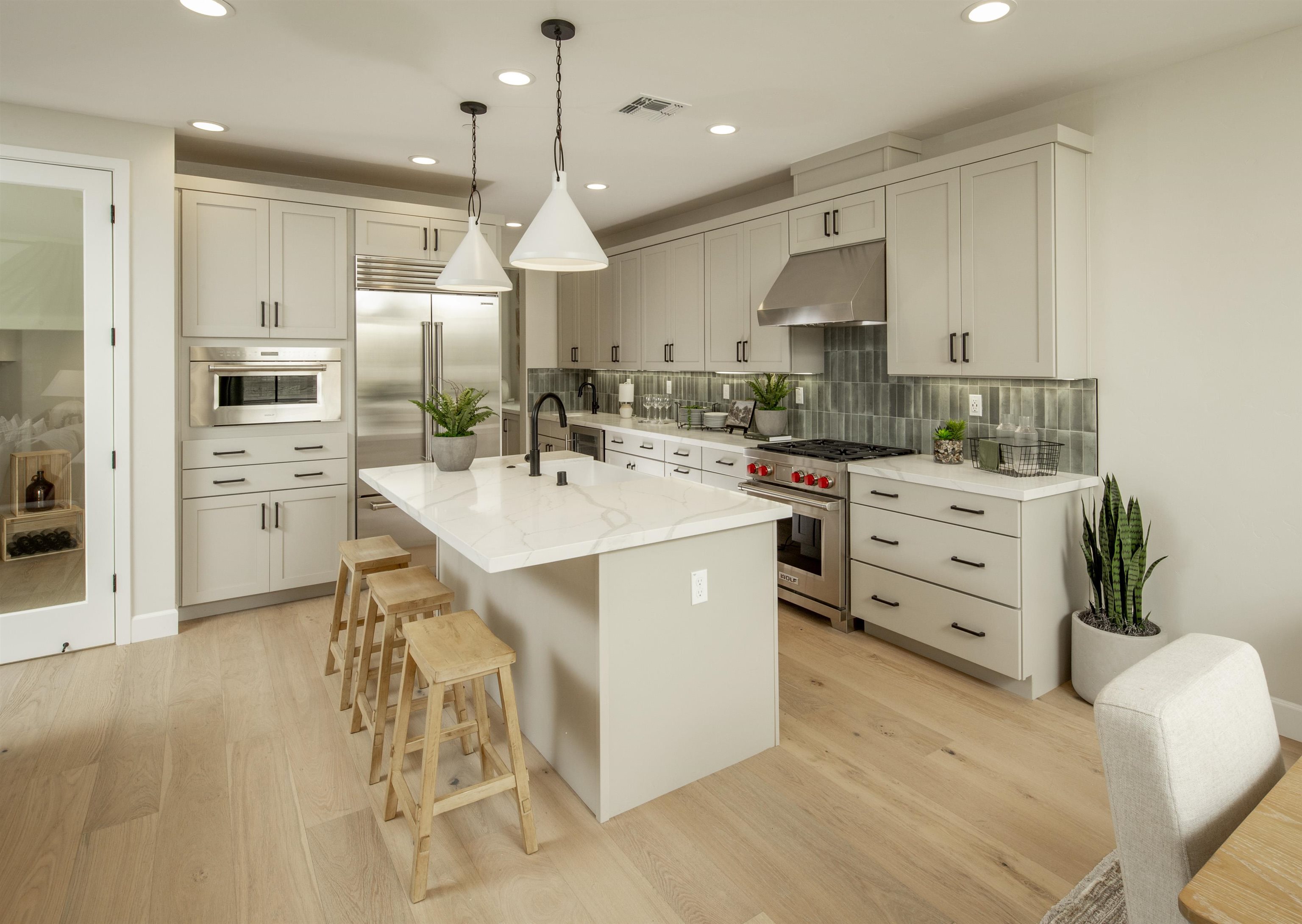 Detail Gallery Image 7 of 17 For 139 Compass Drive #2002,  Napa,  CA 94558 - 3 Beds | 2/1 Baths