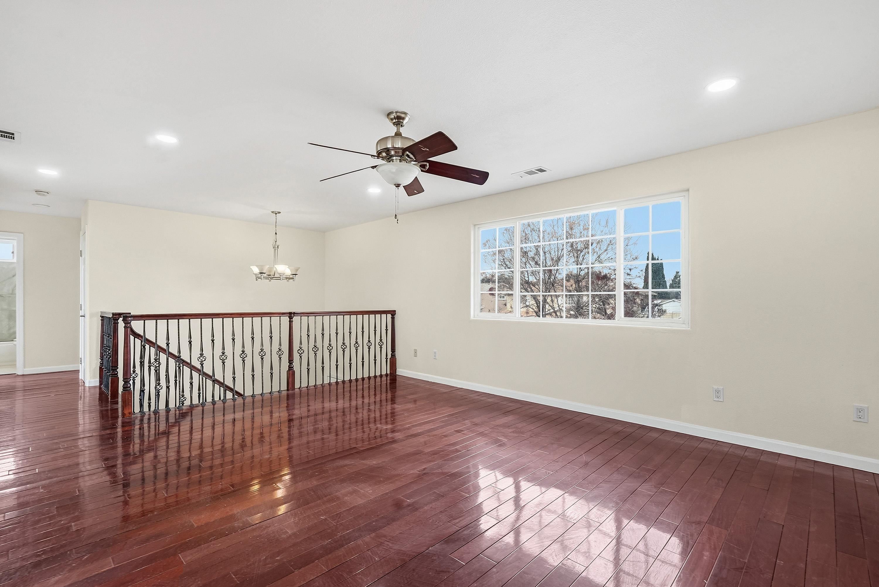 Detail Gallery Image 11 of 56 For 4316 Bidwell Dr., Fremont,  CA 94538 - 7 Beds | 3 Baths