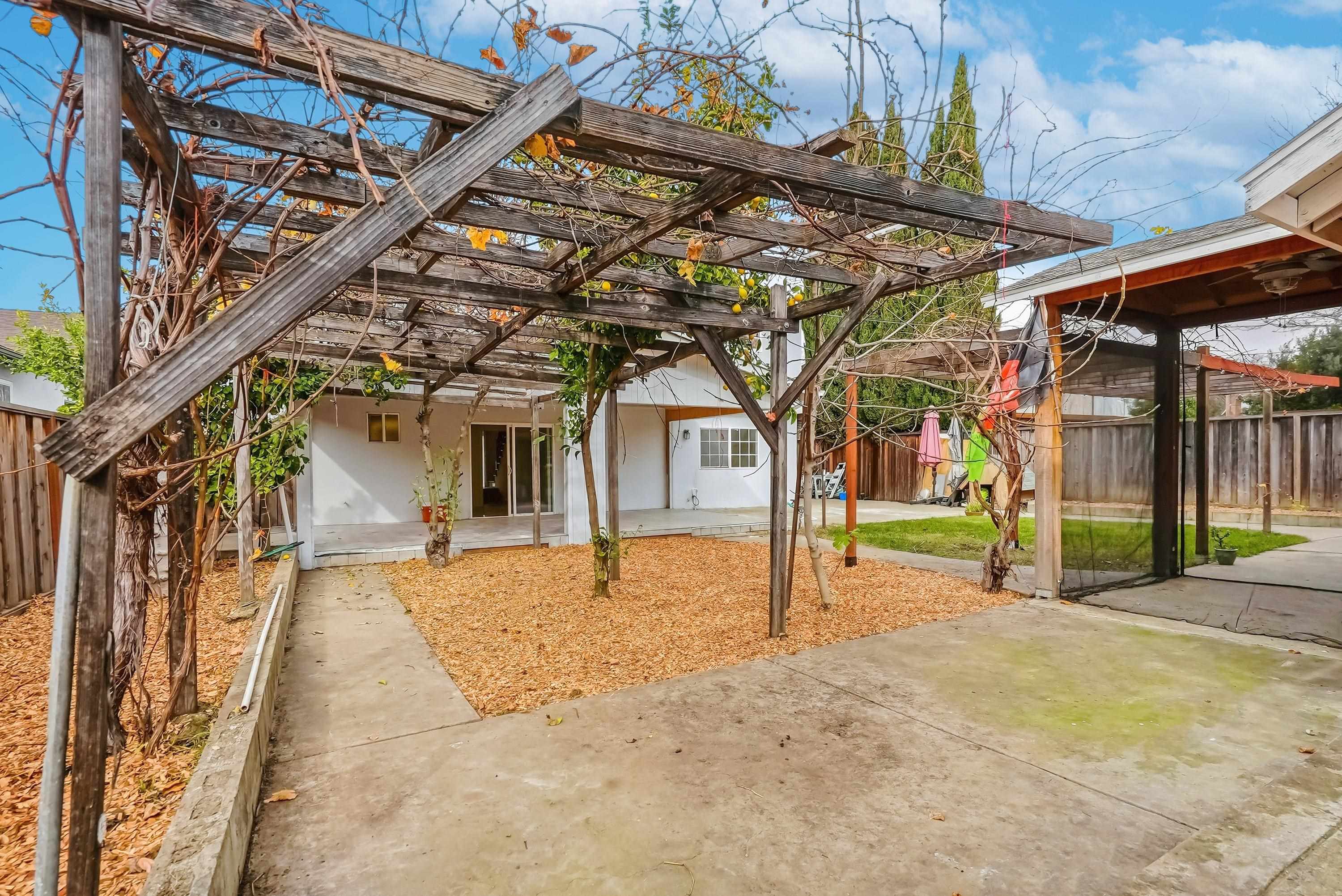 Detail Gallery Image 33 of 56 For 4316 Bidwell Dr., Fremont,  CA 94538 - 7 Beds | 3 Baths